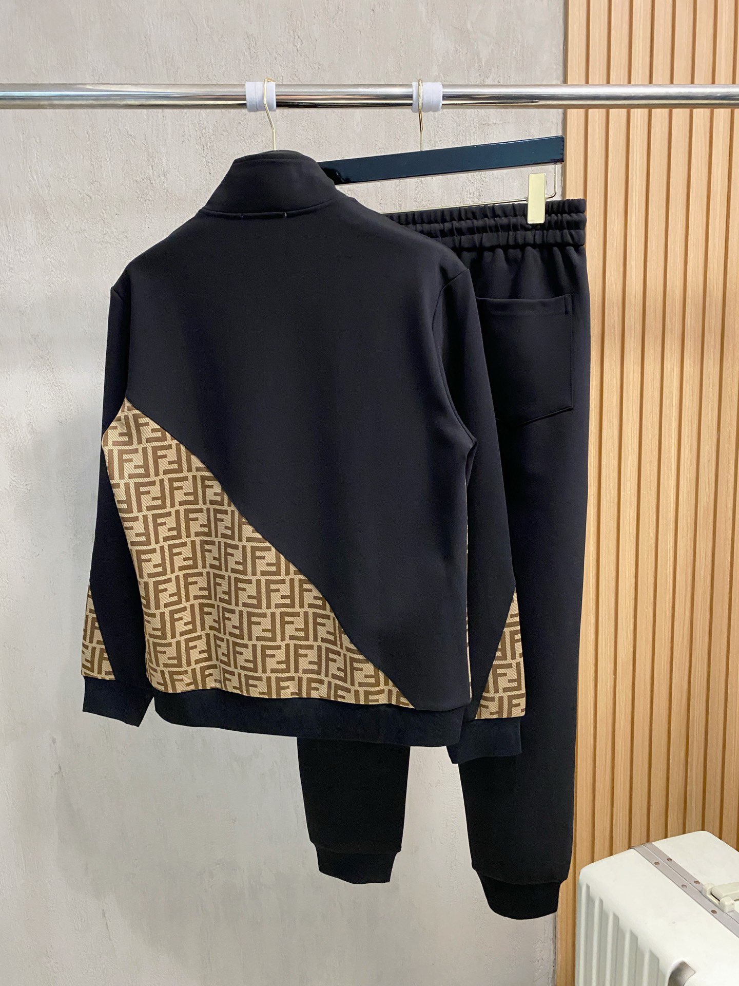 Fendi Basic Clothing M-xl