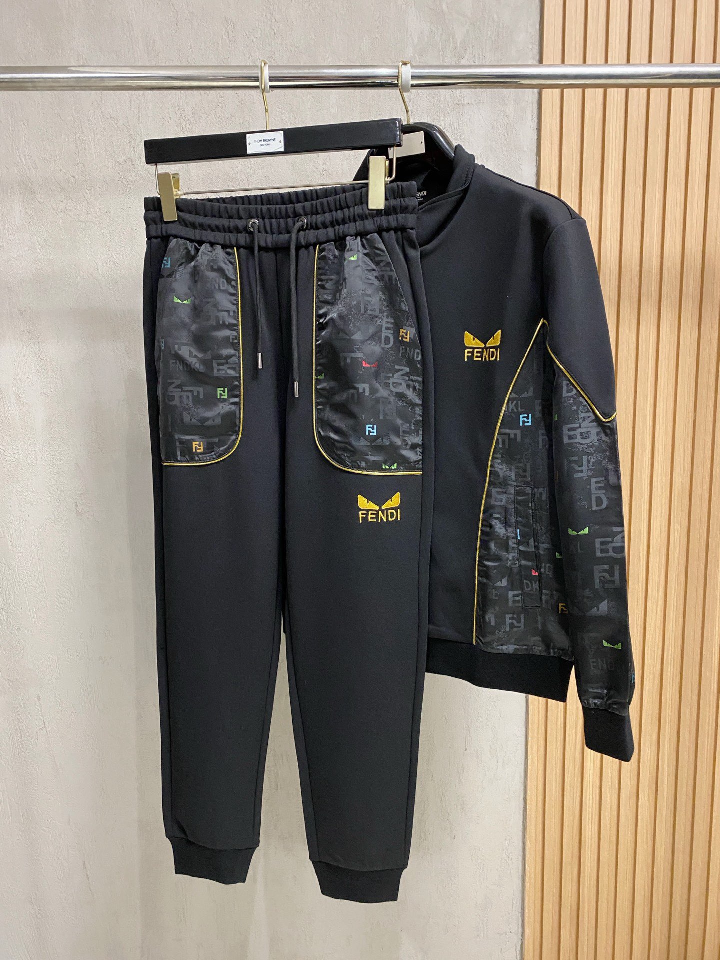 Fendi Basic Clothing M-xl