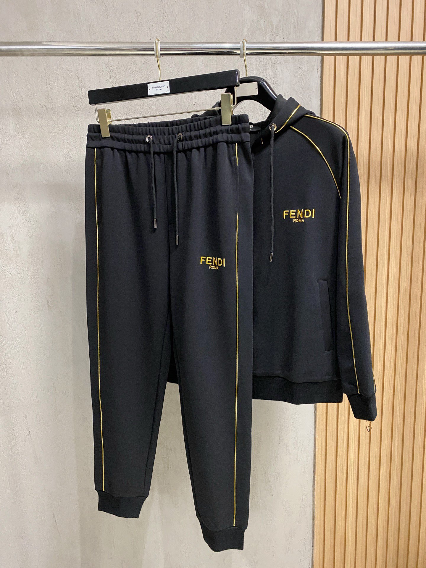 Fendi Basic Clothing M-xl