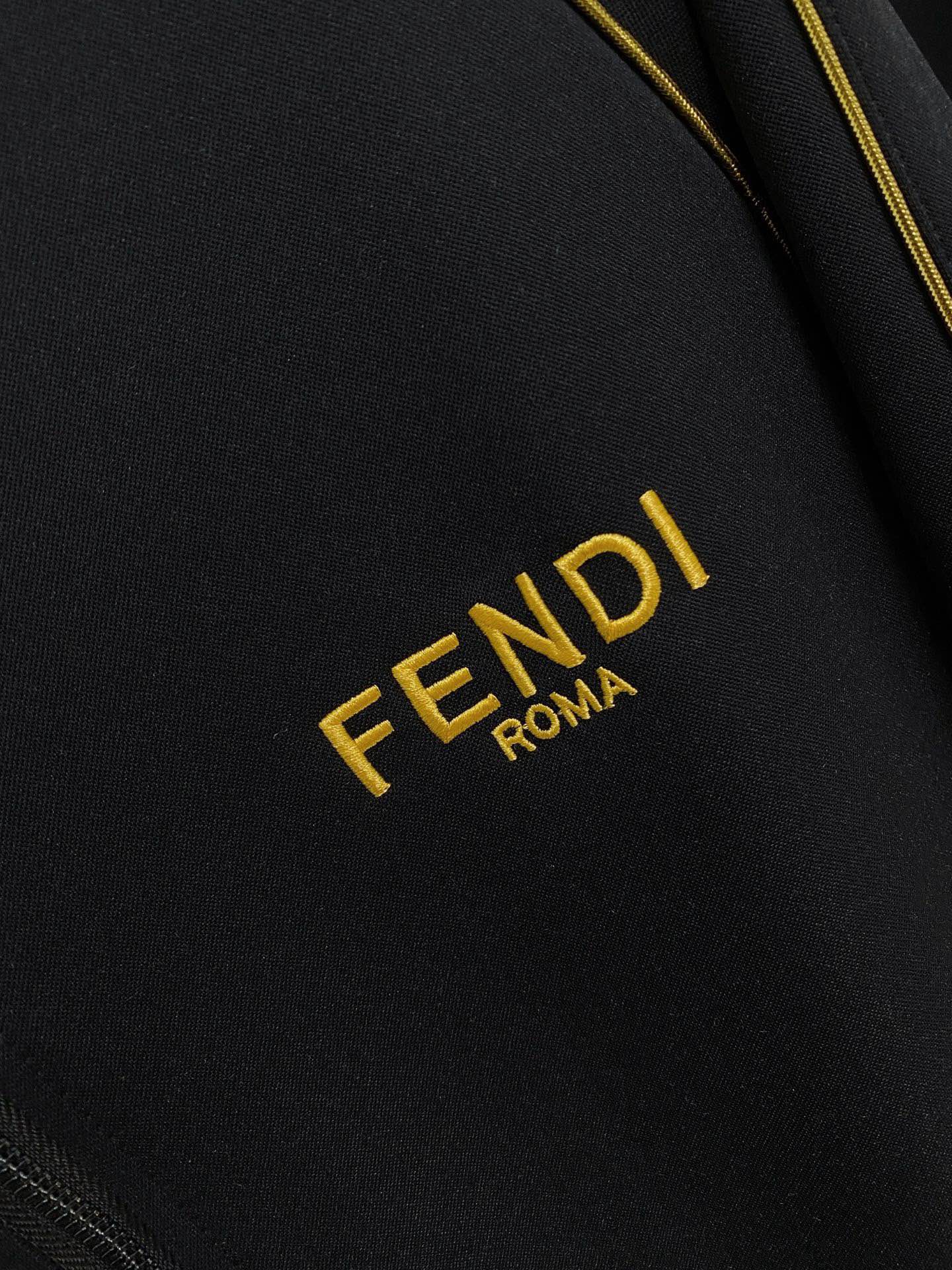 Fendi Basic Clothing M-xl