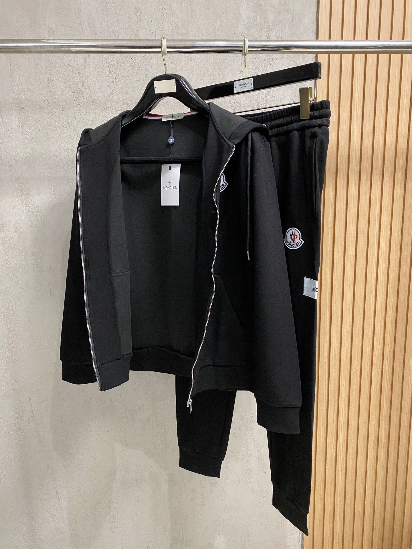 Moncler Basic Clothing M-l-xl