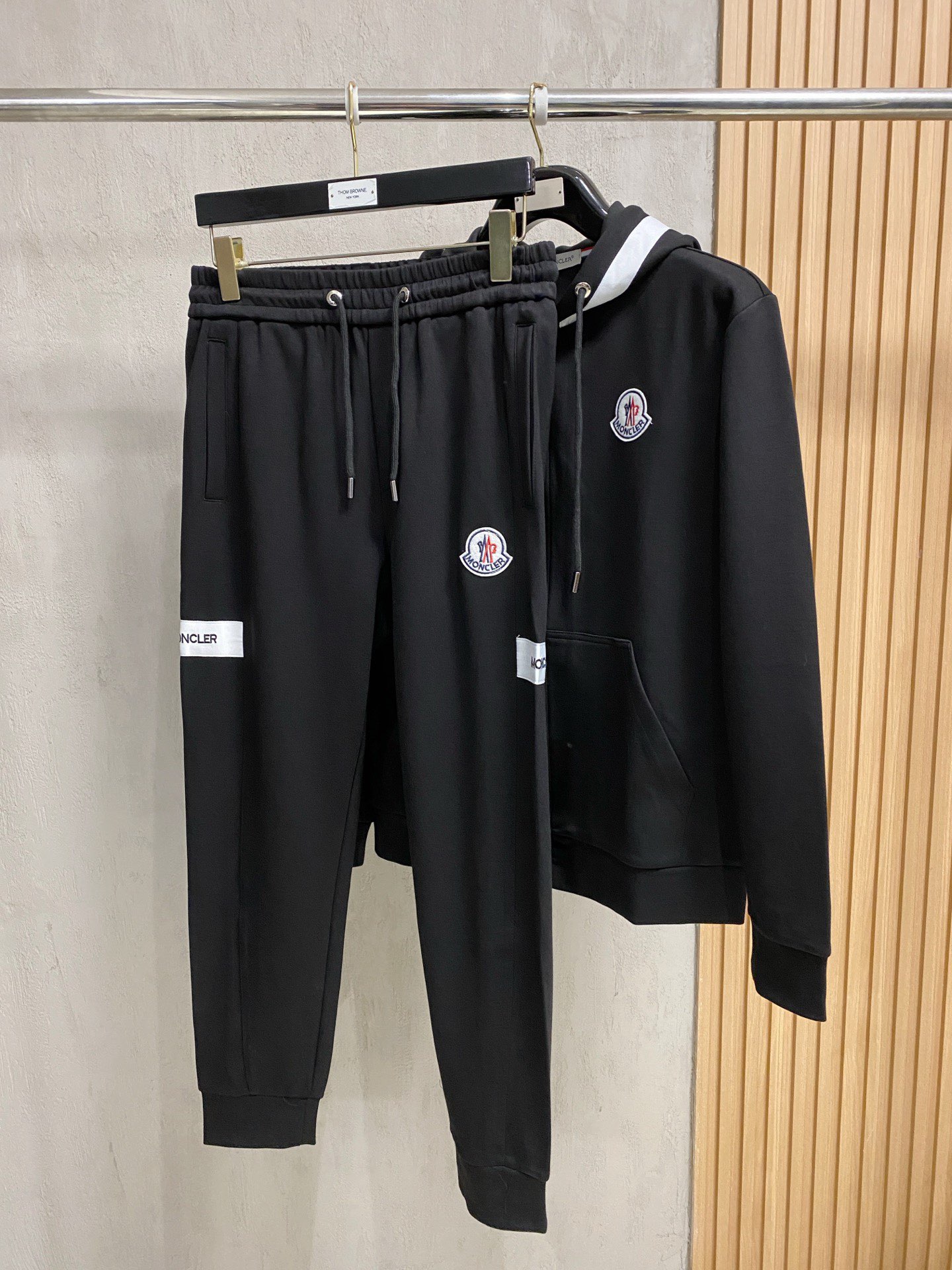 Moncler Basic Clothing M-l-xl