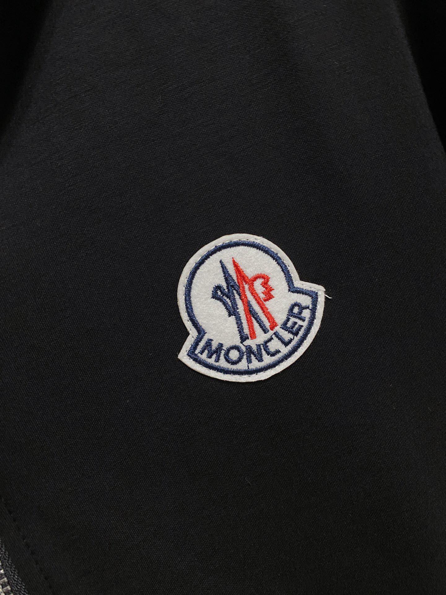 Moncler Basic Clothing M-l-xl