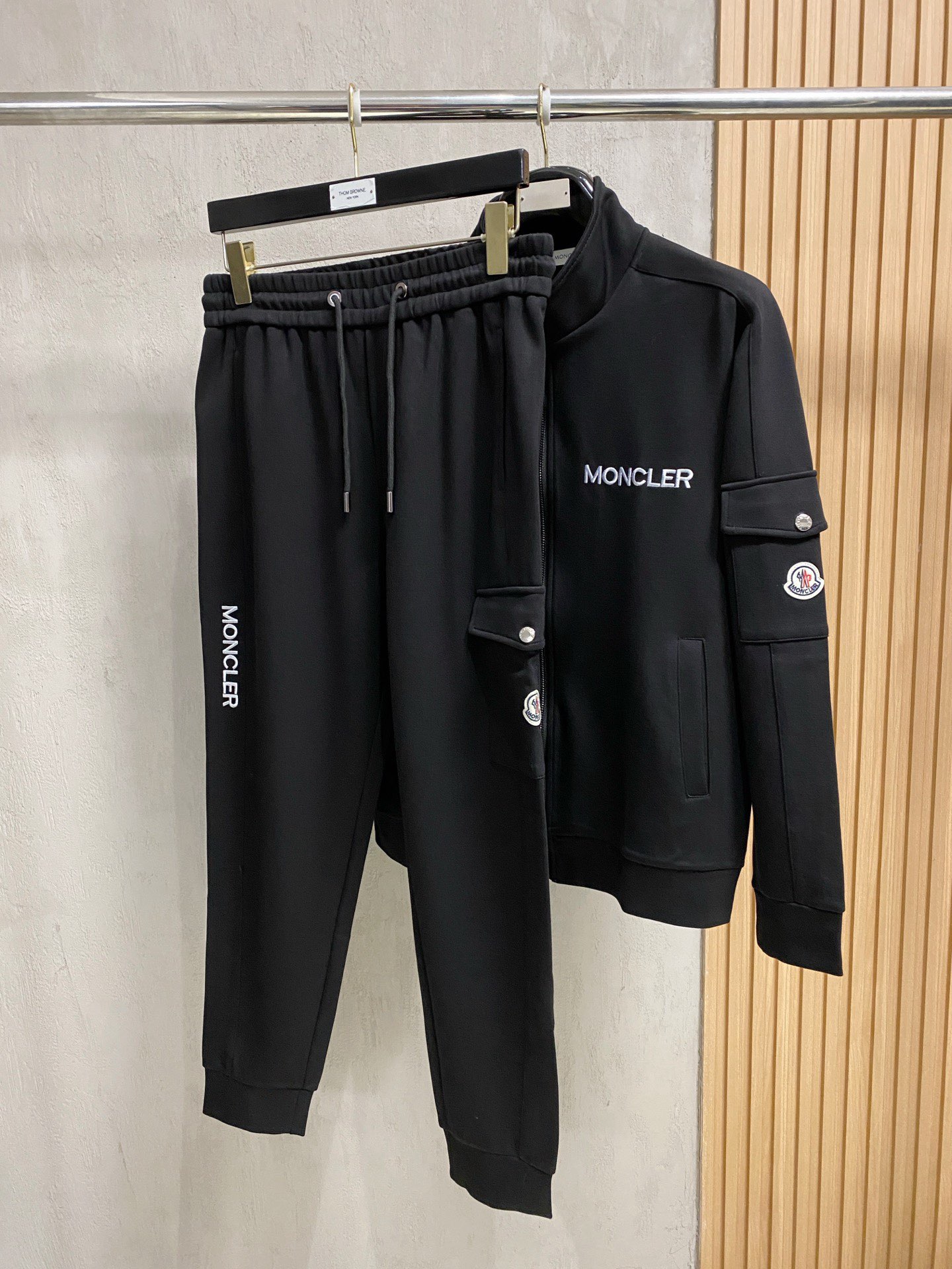 Moncler Basic Clothing M-l-xl