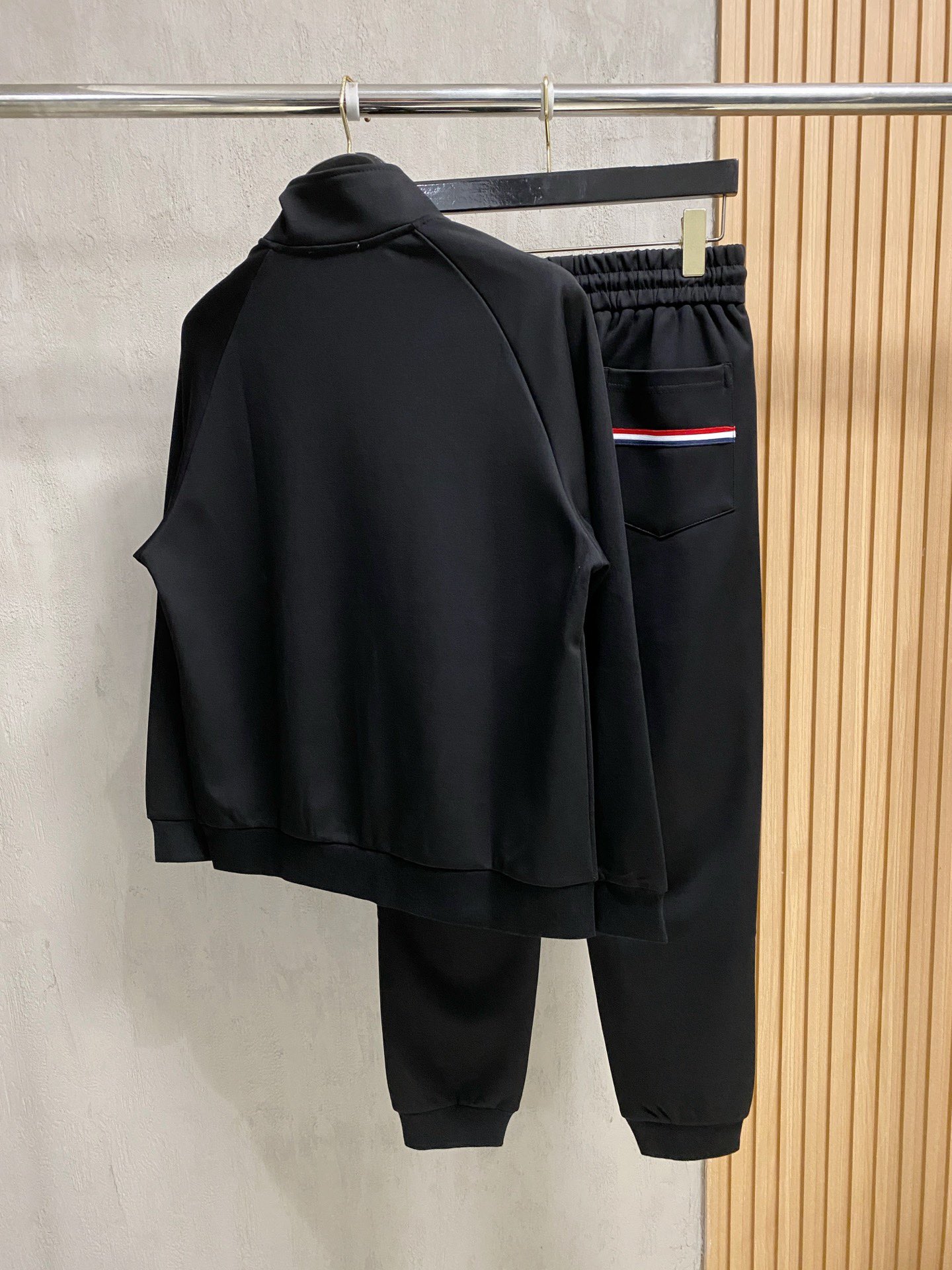 Moncler Basic Clothing M-l-xl
