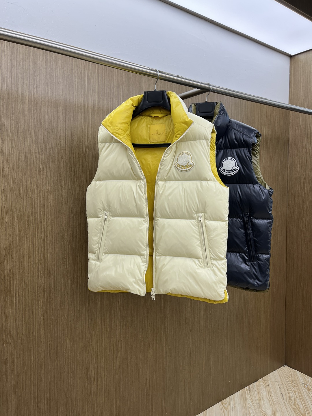 Moncler Male Down Vest Goose Down Slim Fit S-m-l