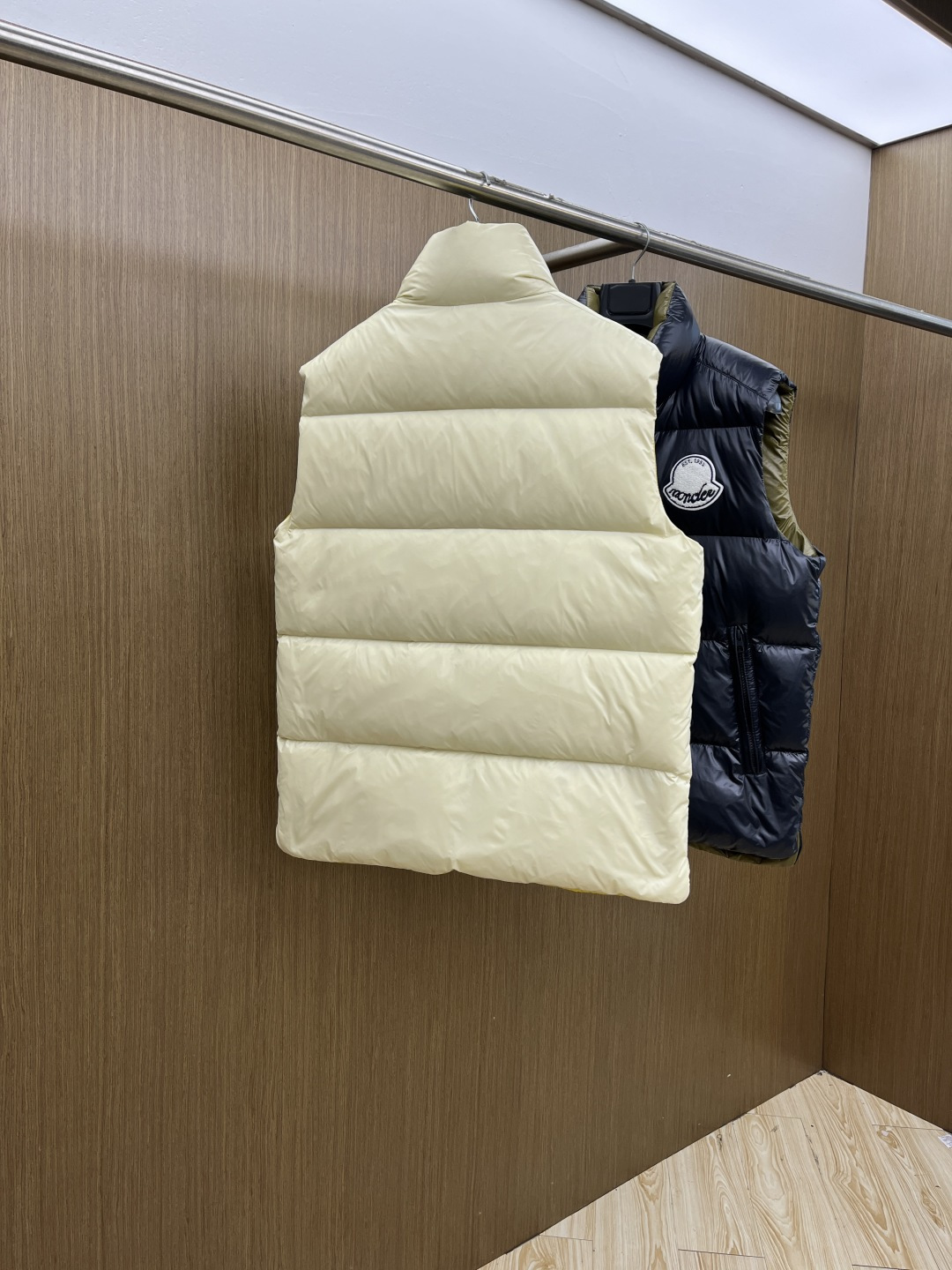 Moncler Male Down Vest Goose Down Slim Fit S-m-l
