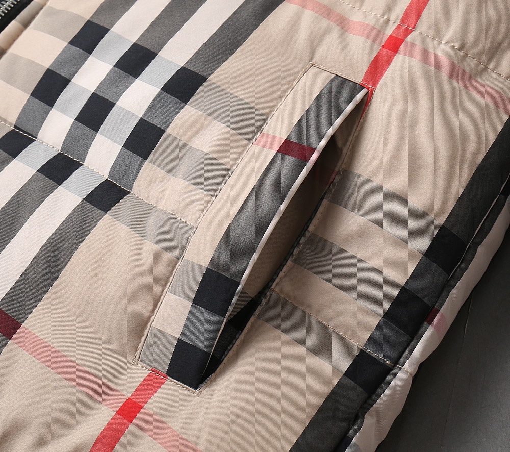 Burberry Down Jacket Goose Down M-xl