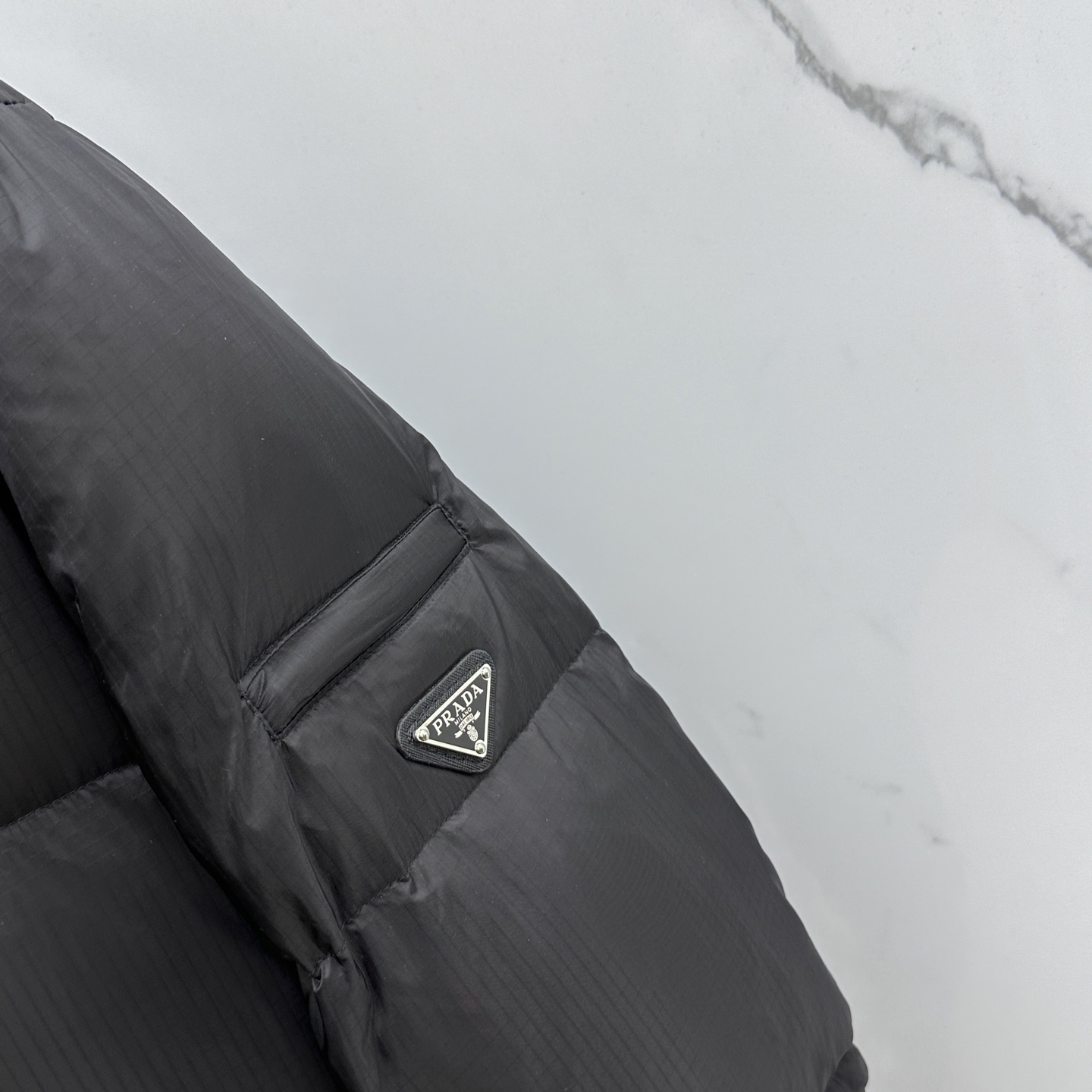 Prada Male Down Jacket Goose Down Hooded S-l
