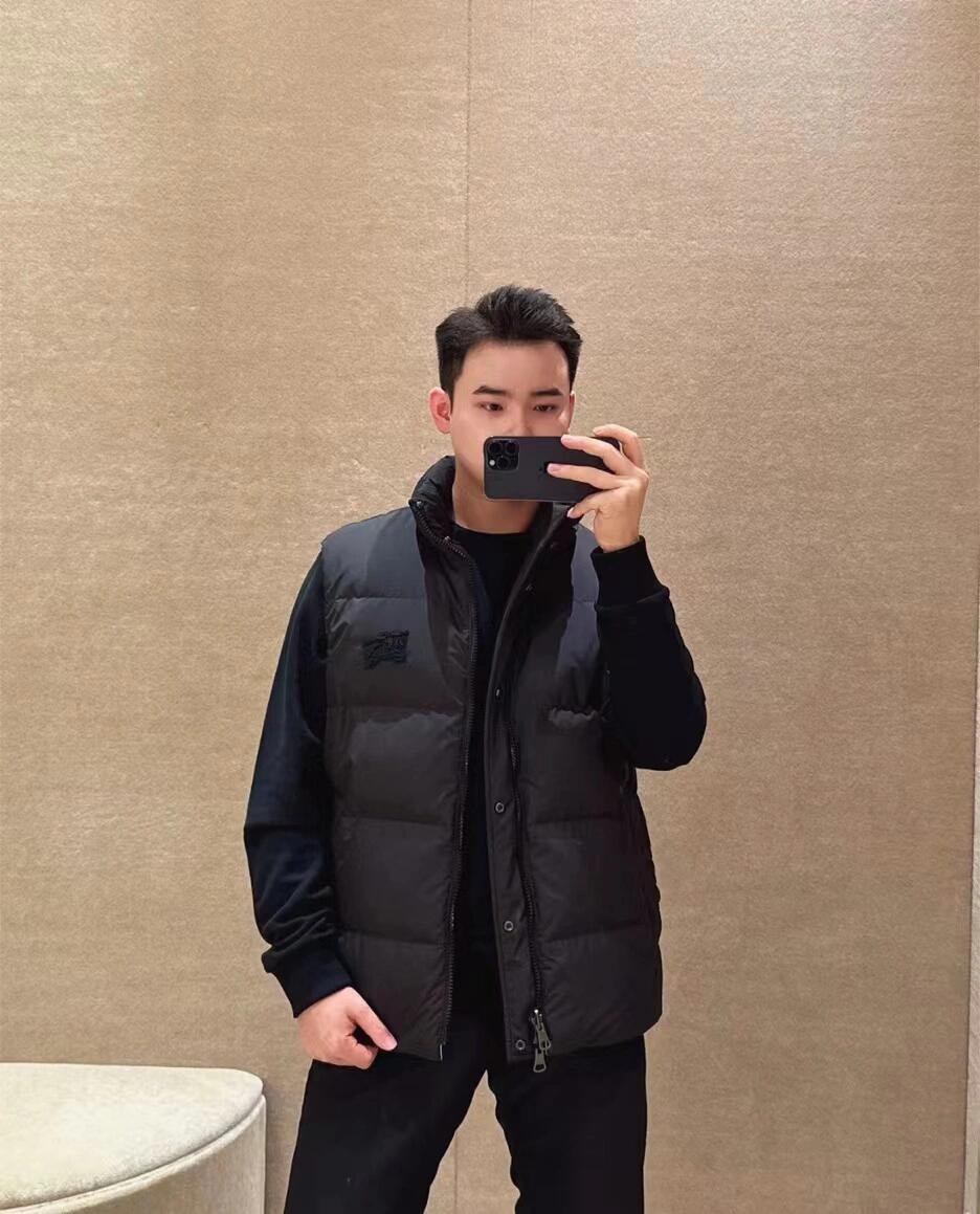 Burberry Down Vest S-m-l-xl
