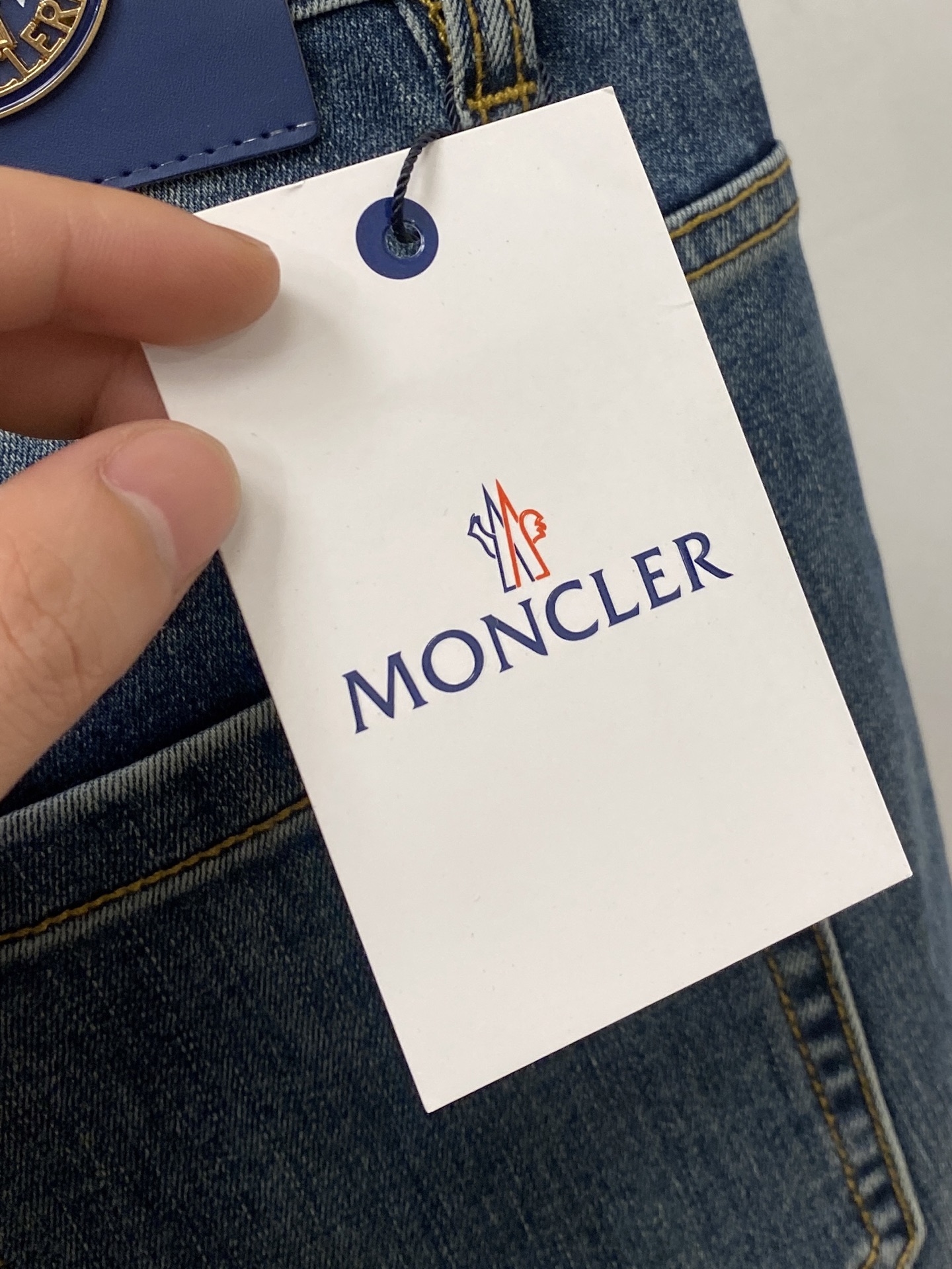 Moncler Jeans M-l