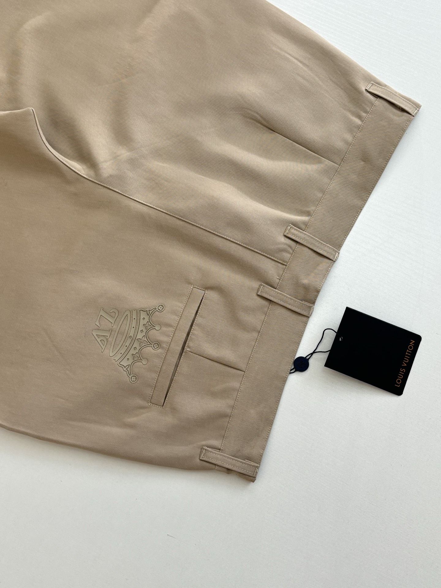 Louis Vuitton Basic Clothing S-m-l-xl