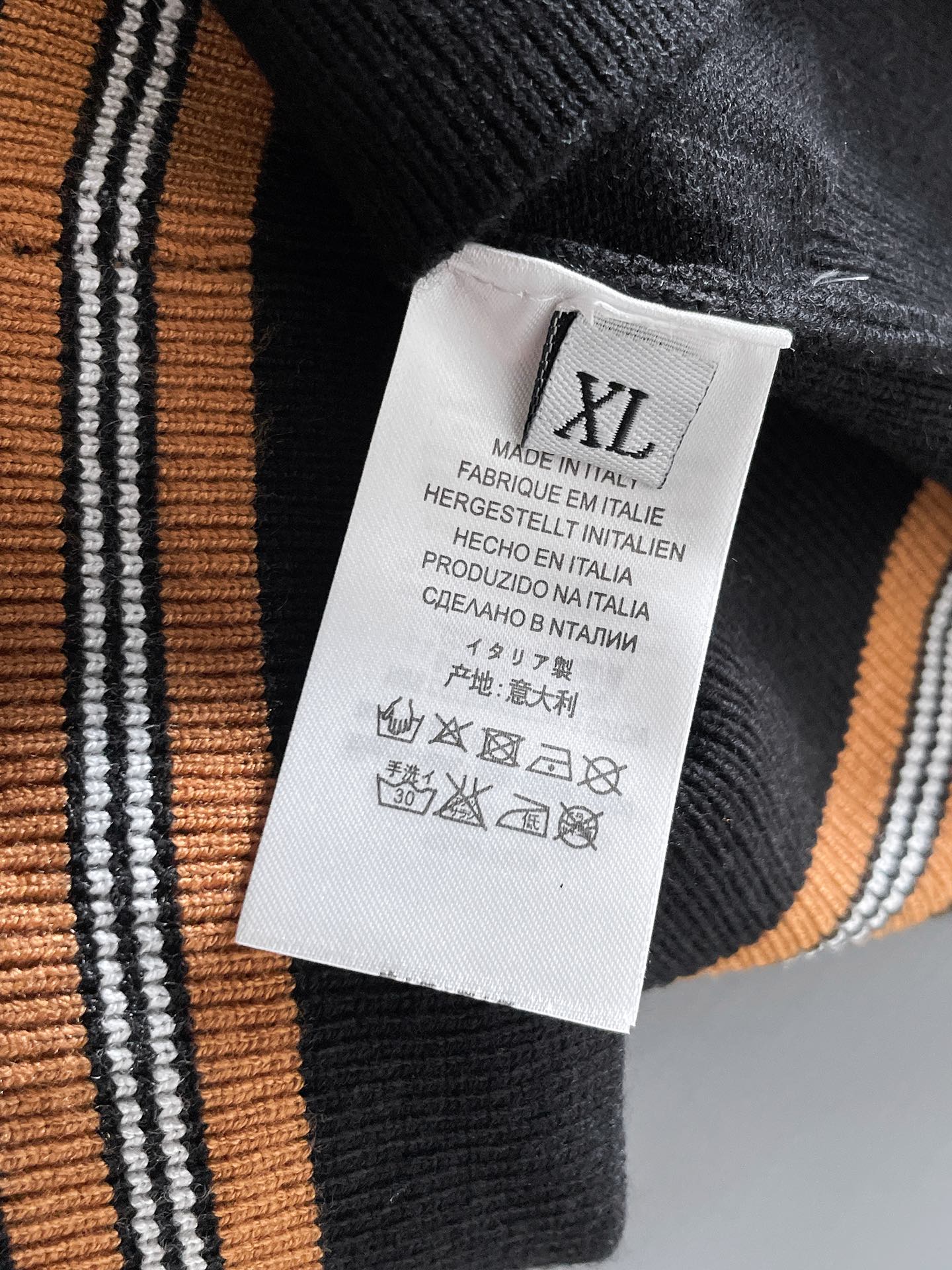 Burberry Basic Clothing Wool Slim Fit M-xl