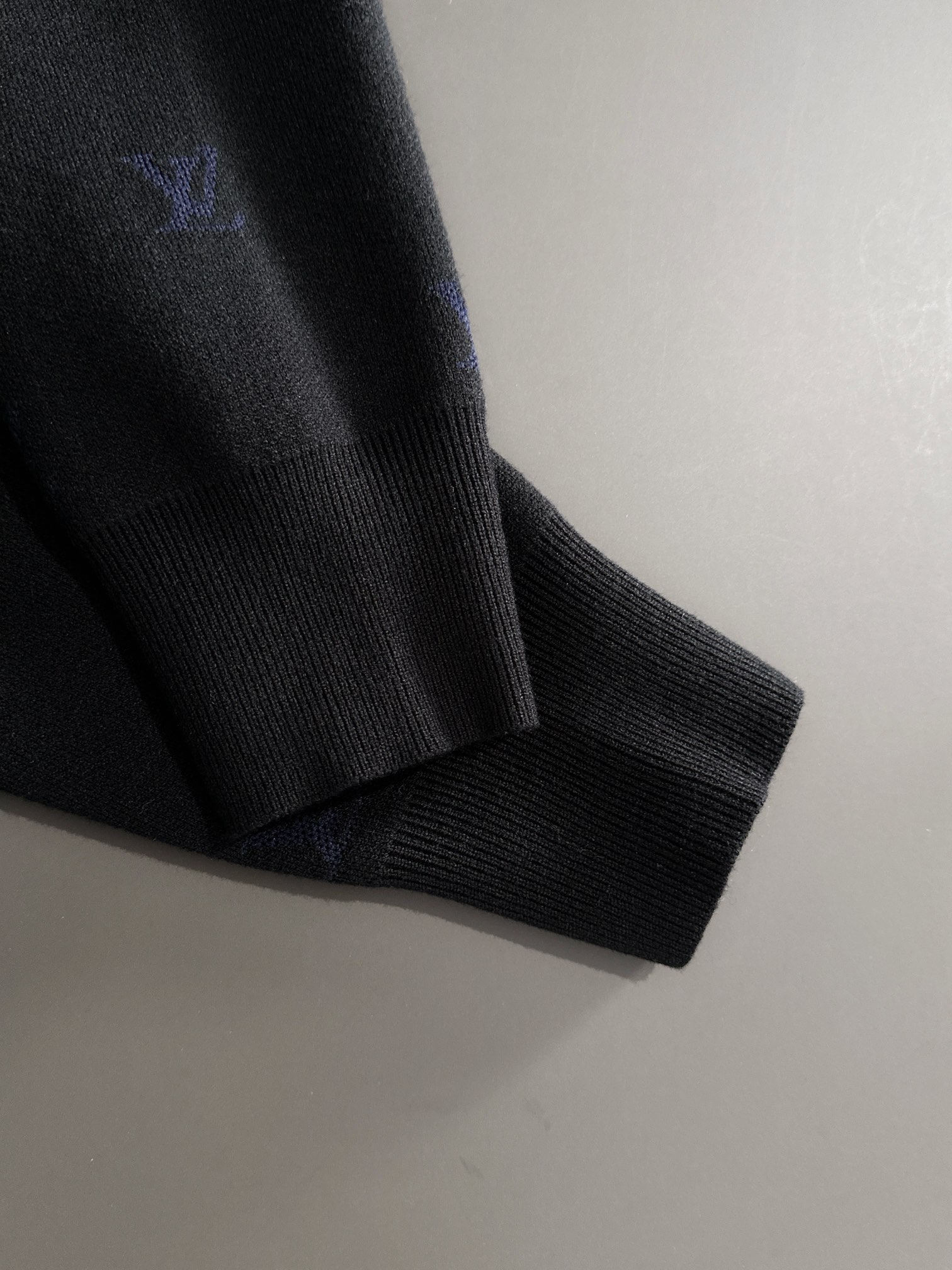 Louis Vuitton Basic Clothing Wool S-m-l-xl