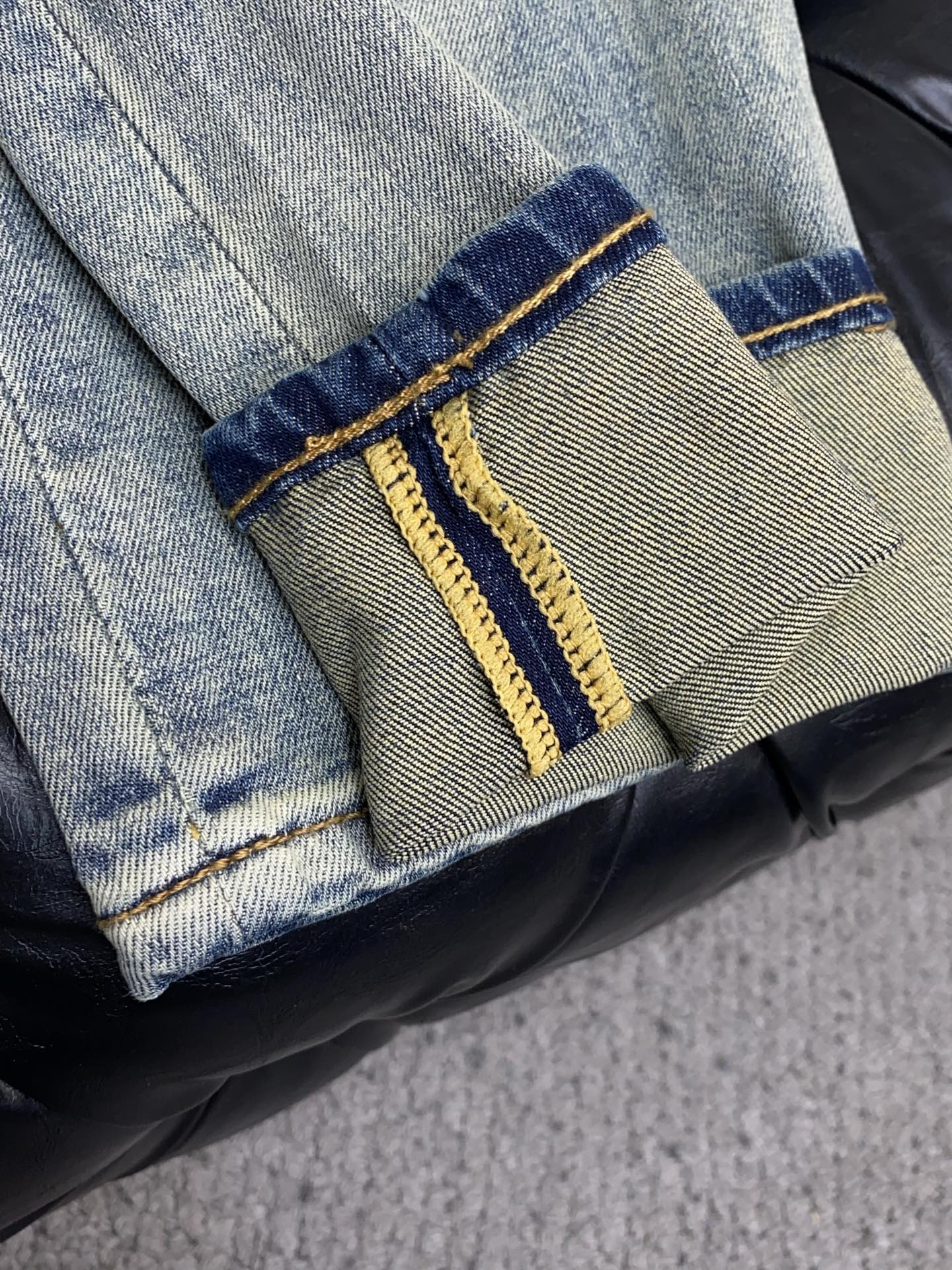 Louis Vuitton Jeans Slim Fit S-l