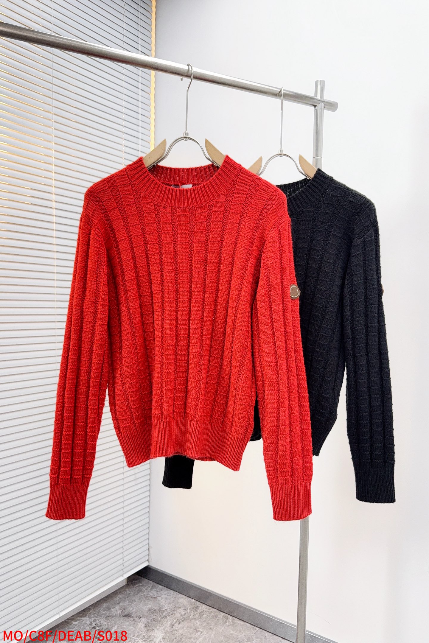 Moncler Basic Clothing Wool Red Loose Fit S-m-l-xl