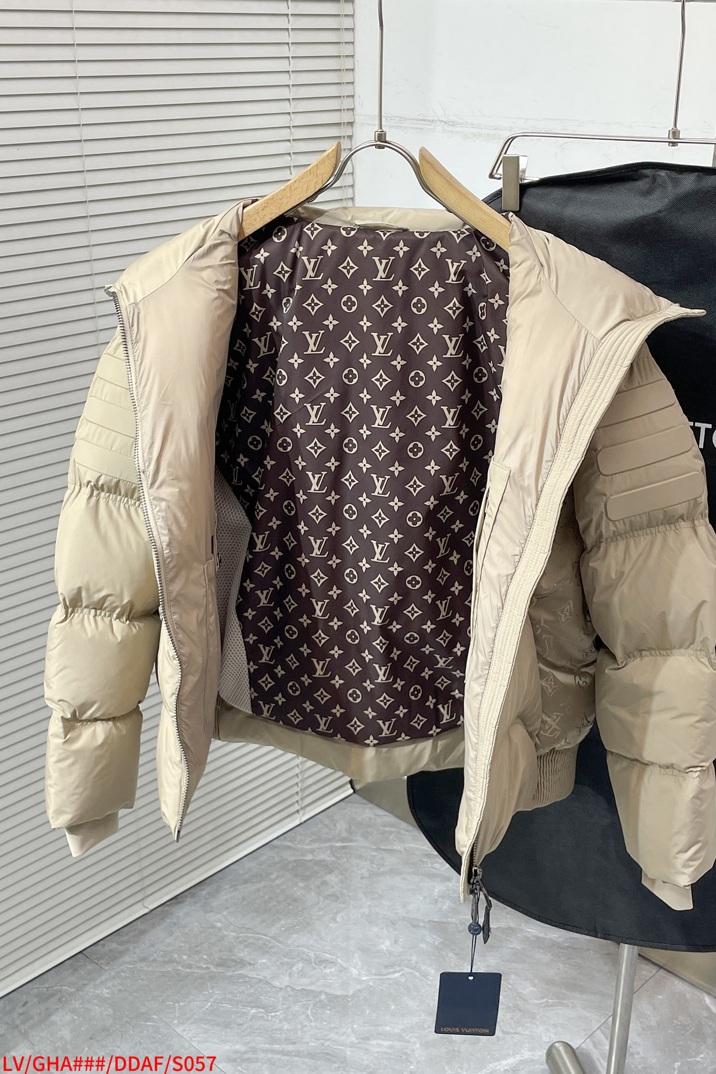 Louis Vuitton Down Jacket S-m-xxxl