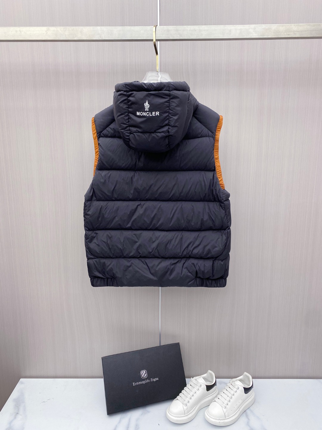 Moncler Down Vest Black S-m-l-xl
