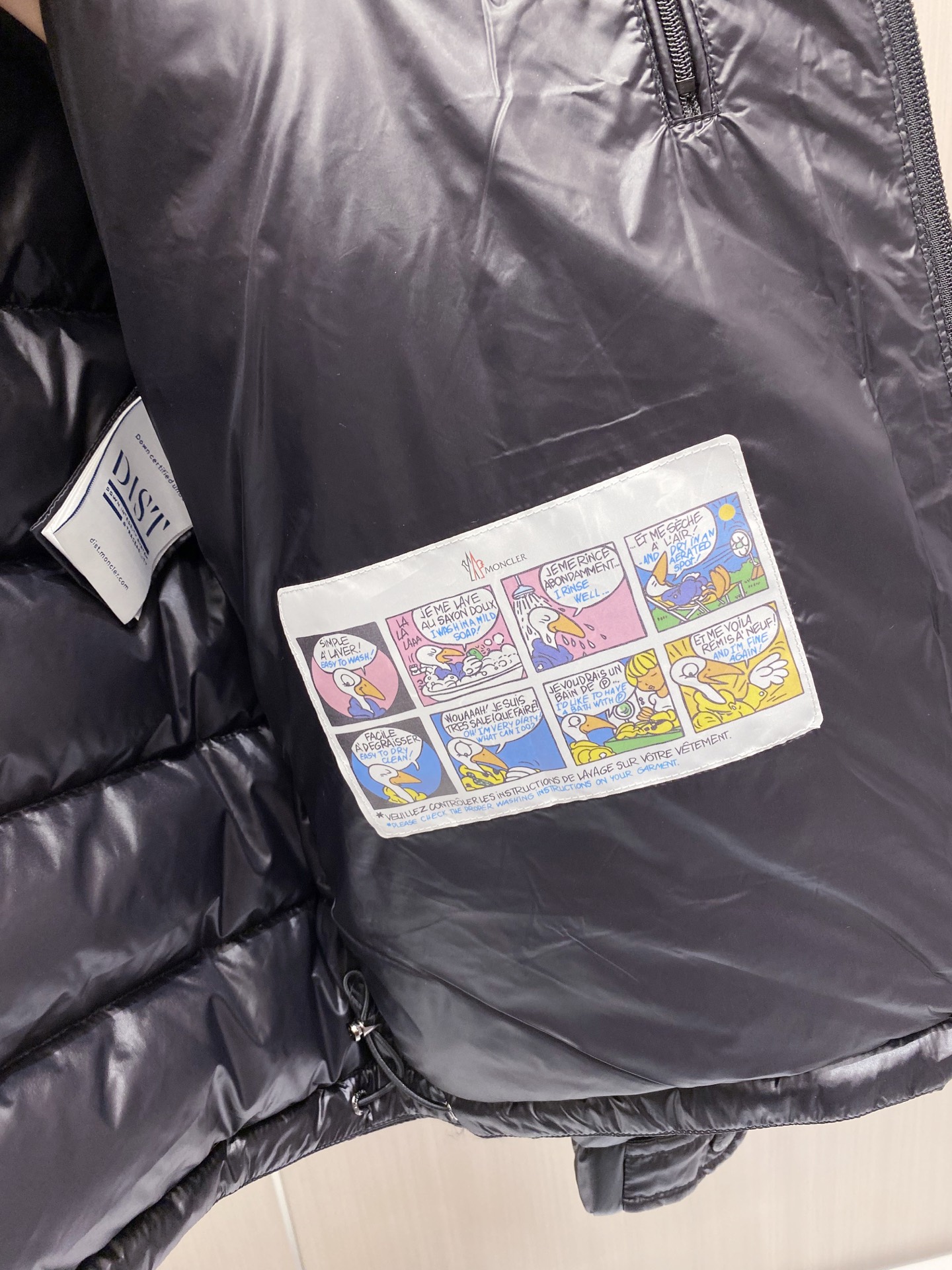 Moncler Down Jacket White Duck Down Black Hooded M-l