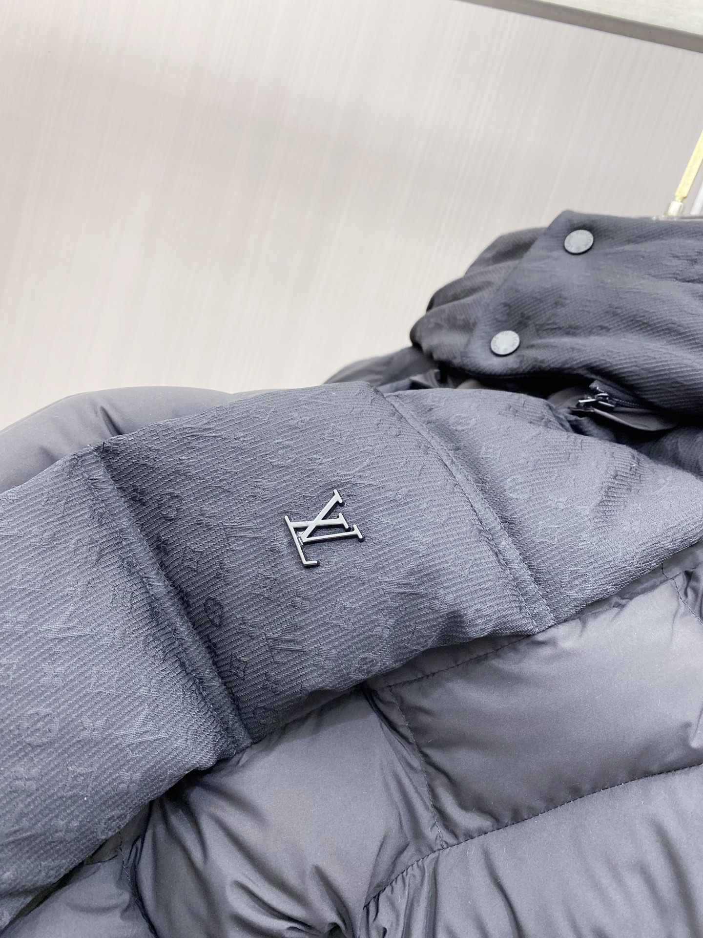Louis Vuitton Male Down Jacket Goose Down Black Hooded S-m-l-xl