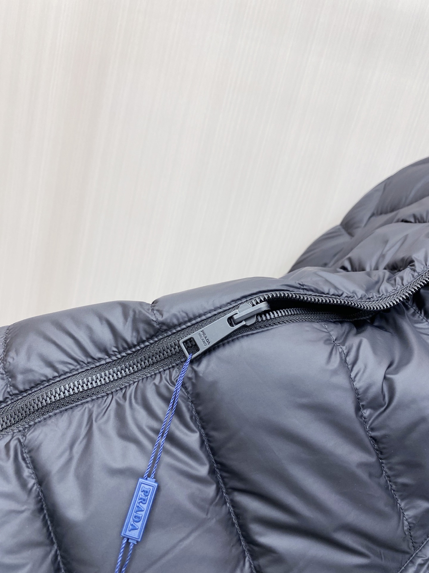 Prada Down Jacket Black Hooded M-54-48-56-50-52