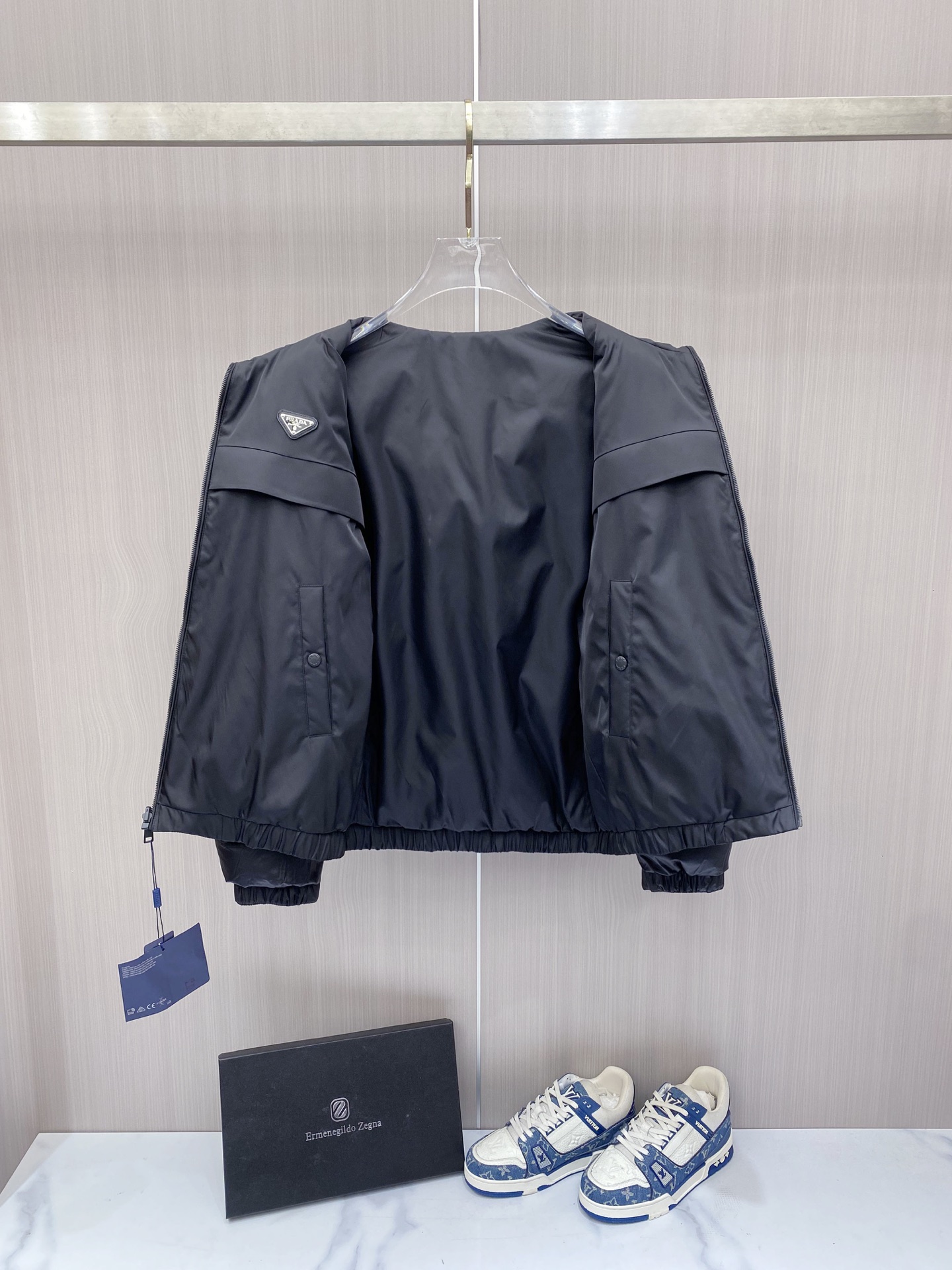 Prada Down Jacket Black Hooded M-54-48-56-50-52