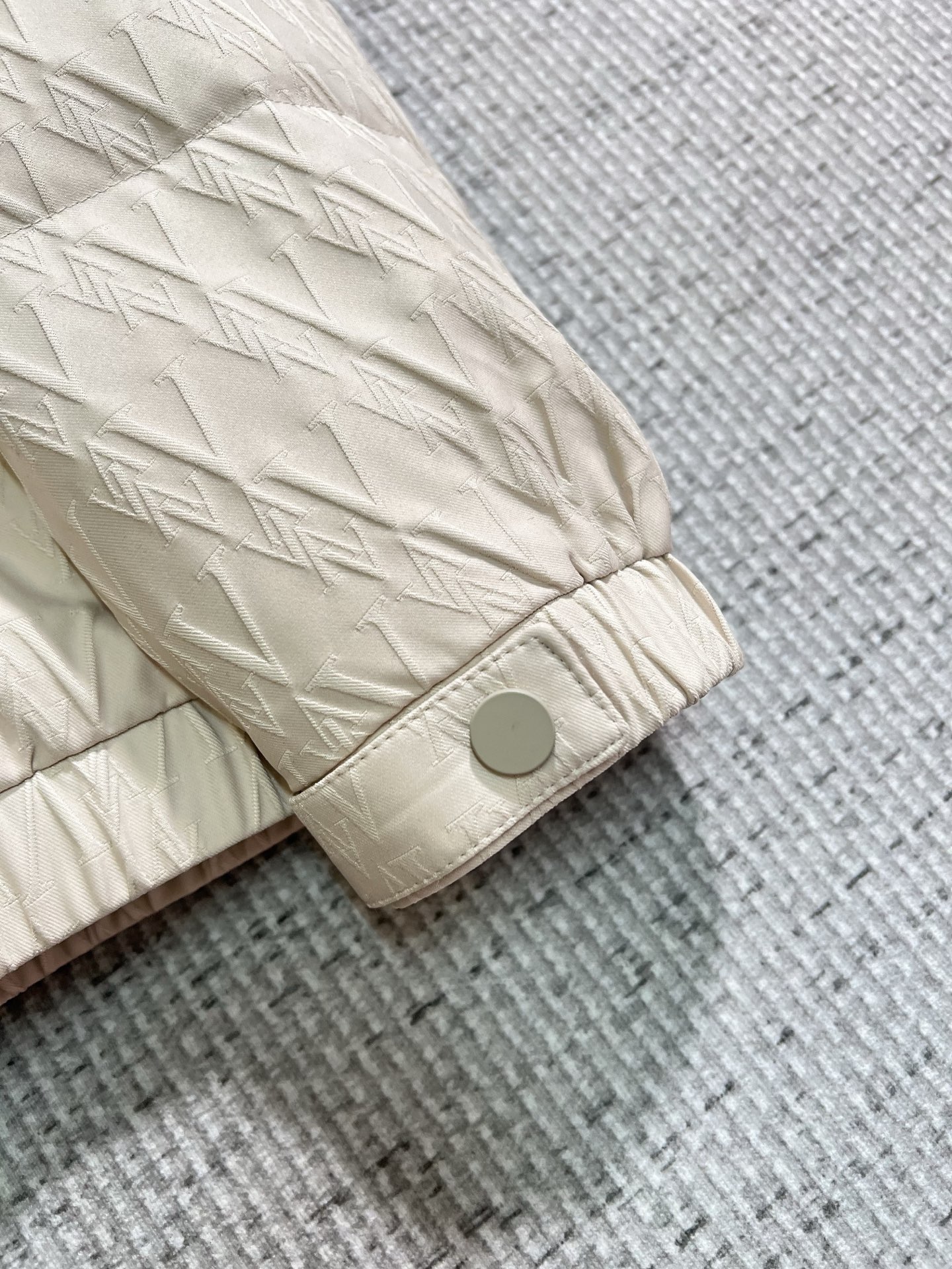 Louis Vuitton Couple Down Jacket Goose Down M-l-xl