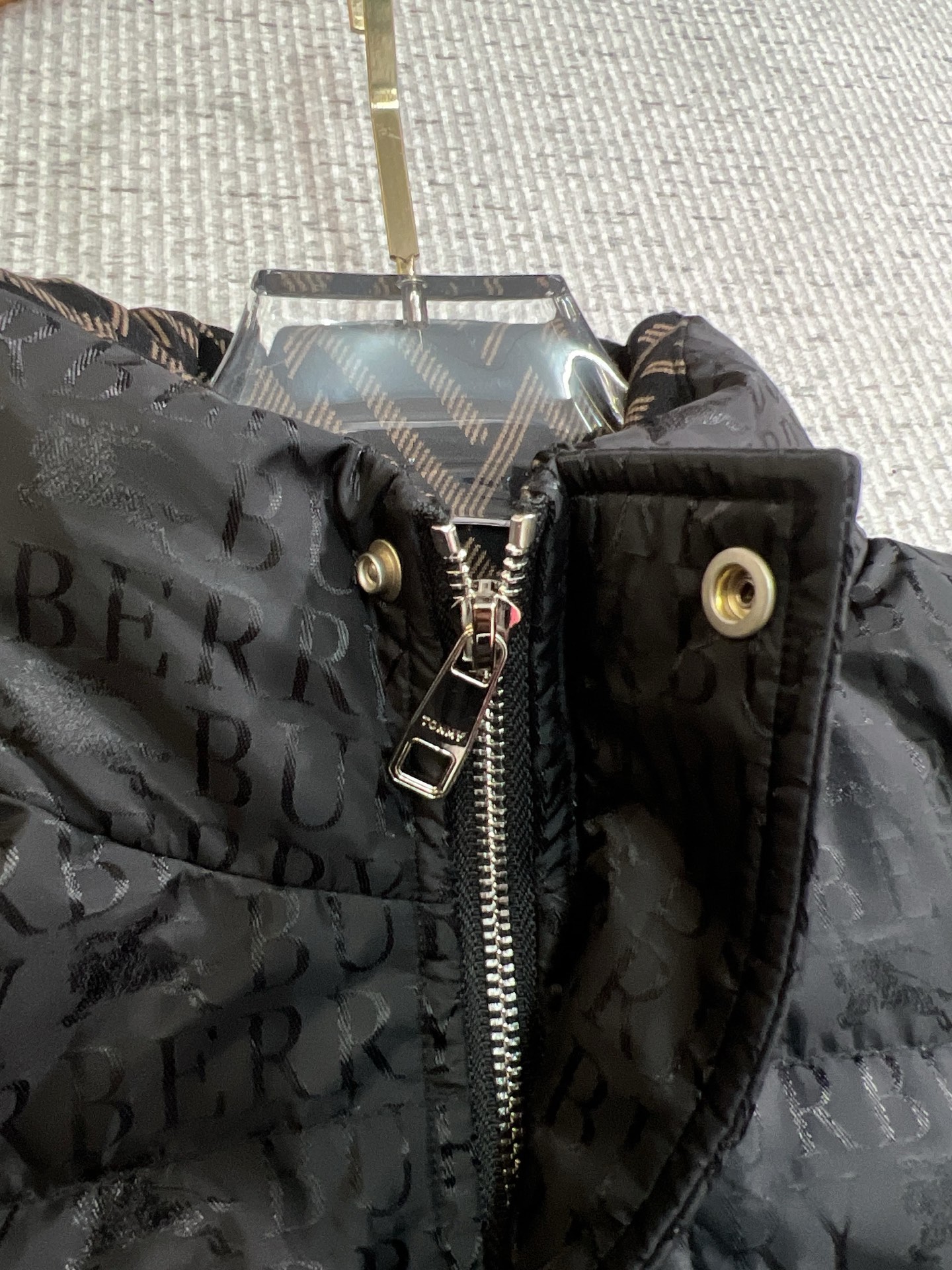 Burberry Couple Down Jacket Goose Down M-l-xl