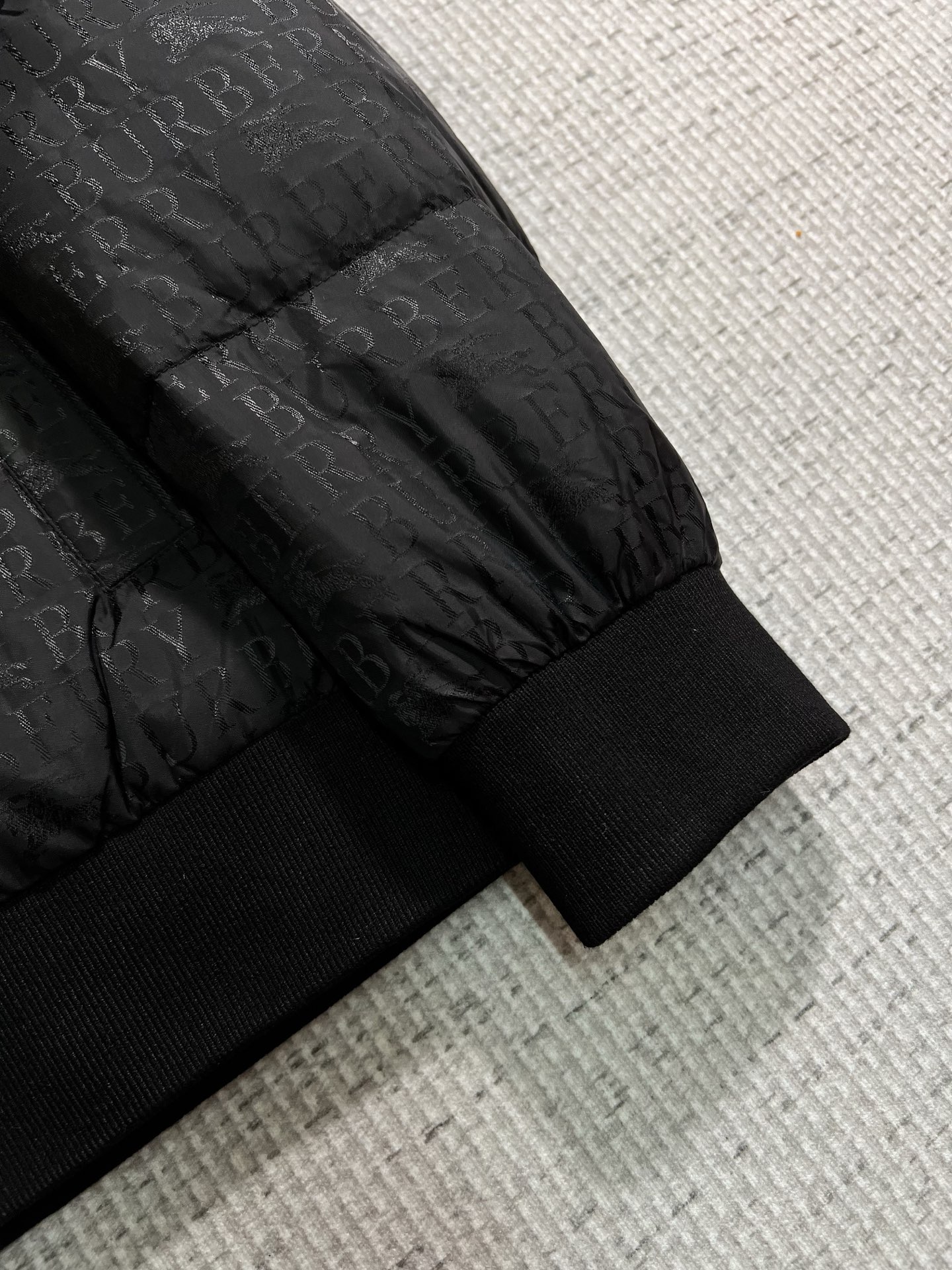 Burberry Couple Down Jacket Goose Down M-l-xl