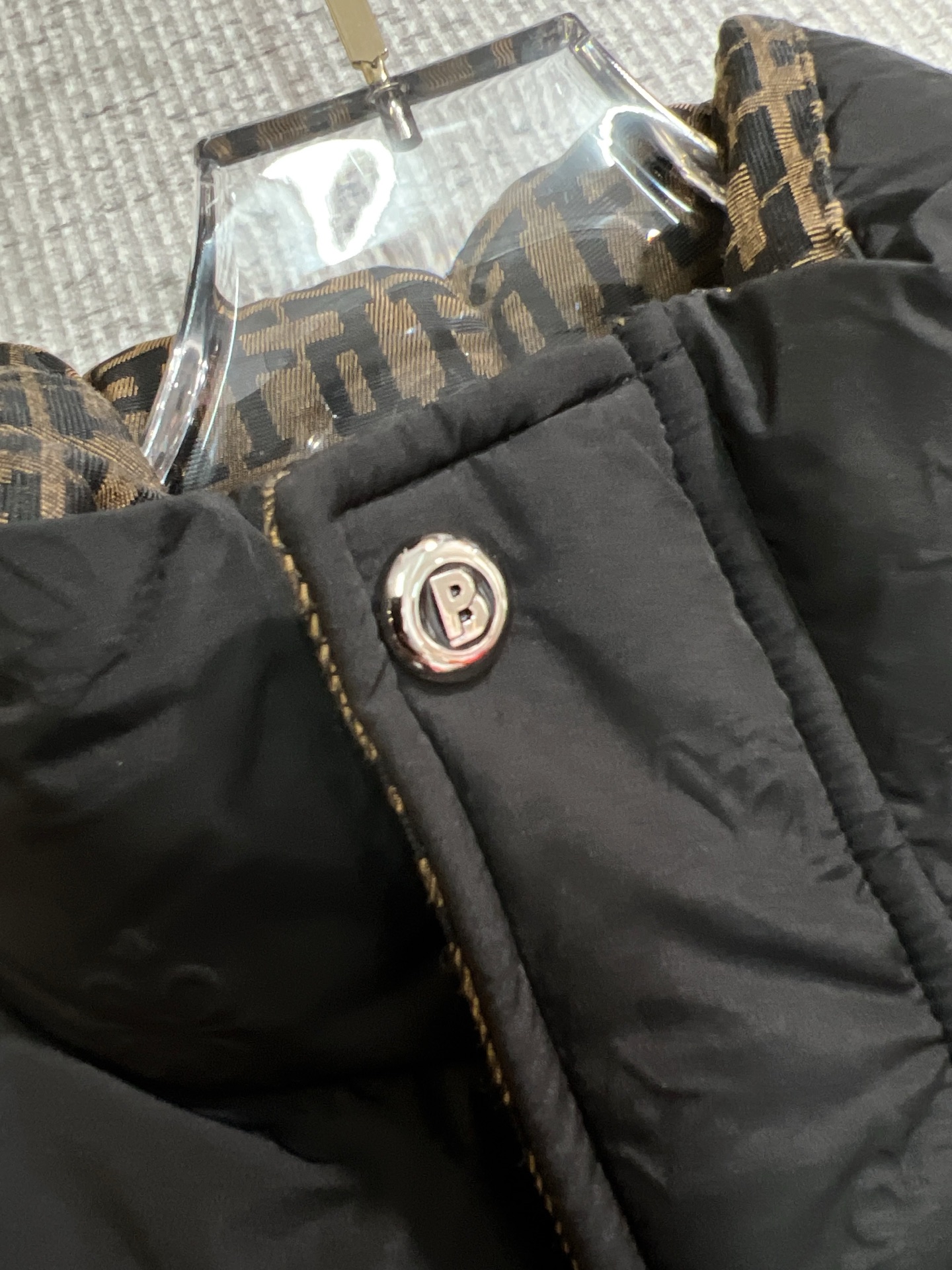 Burberry Couple Down Jacket Goose Down M-l-xl