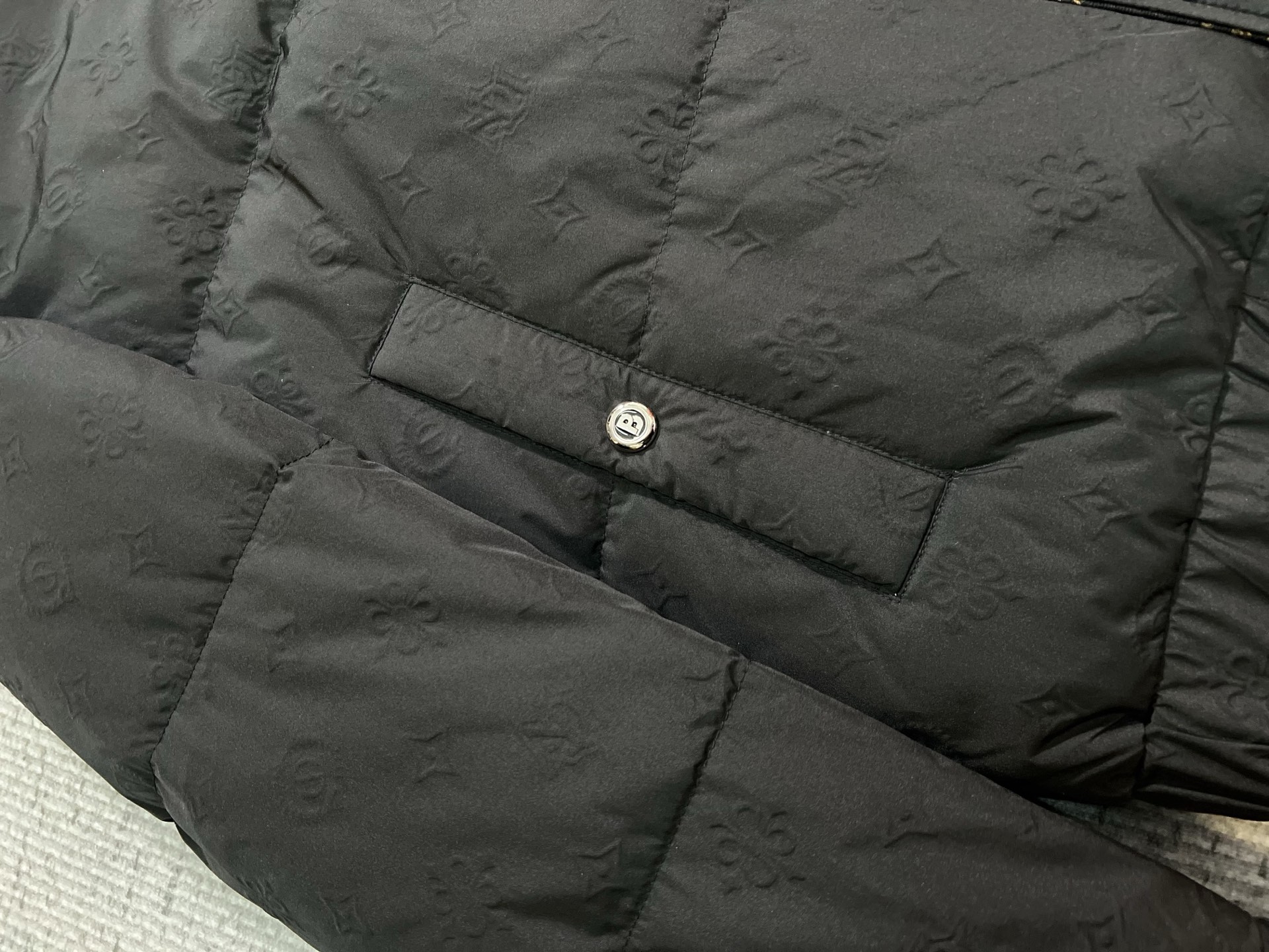 Burberry Couple Down Jacket Goose Down M-l-xl