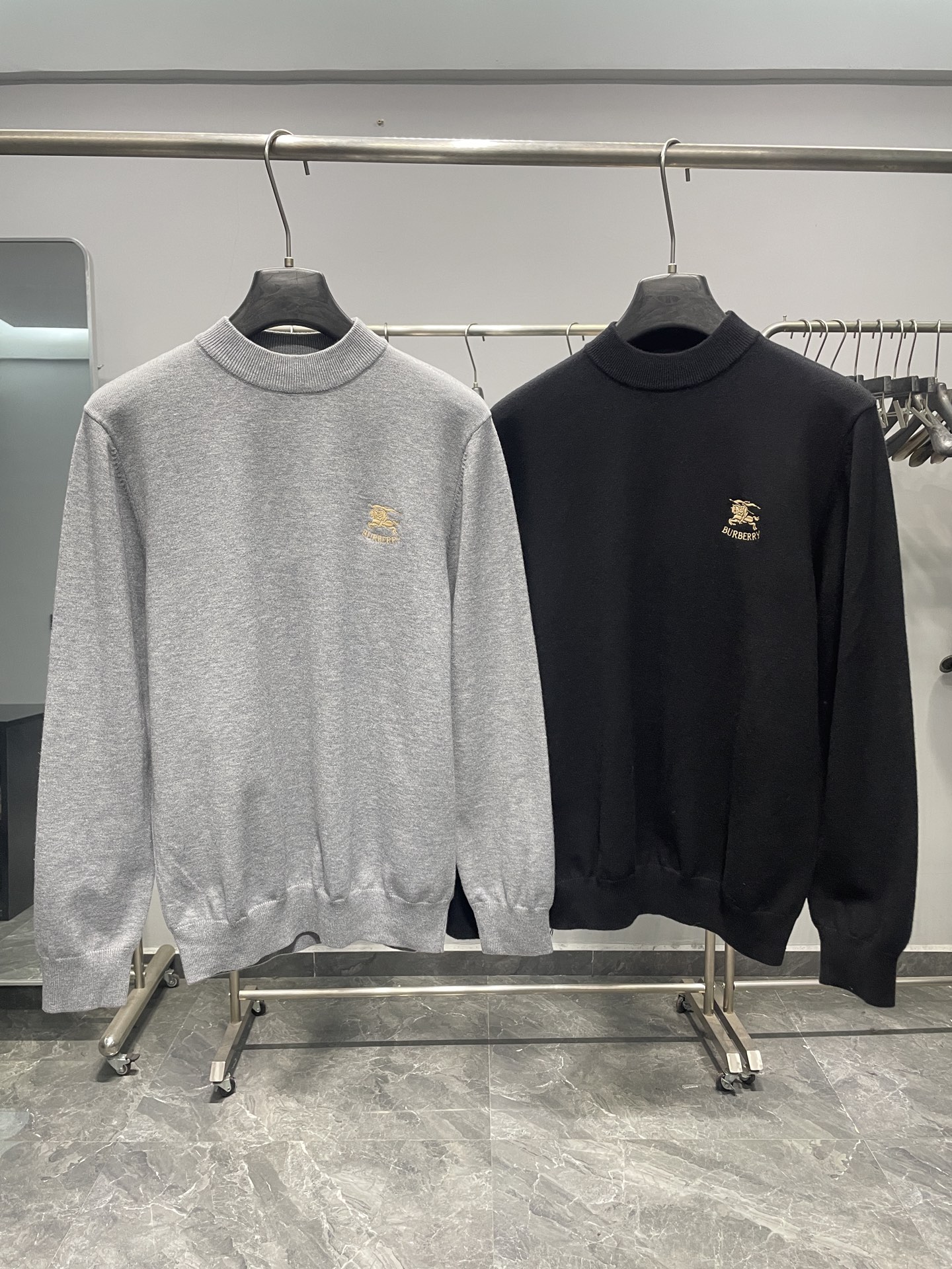 Burberry Basic Clothing Cotton Black M-l-xl