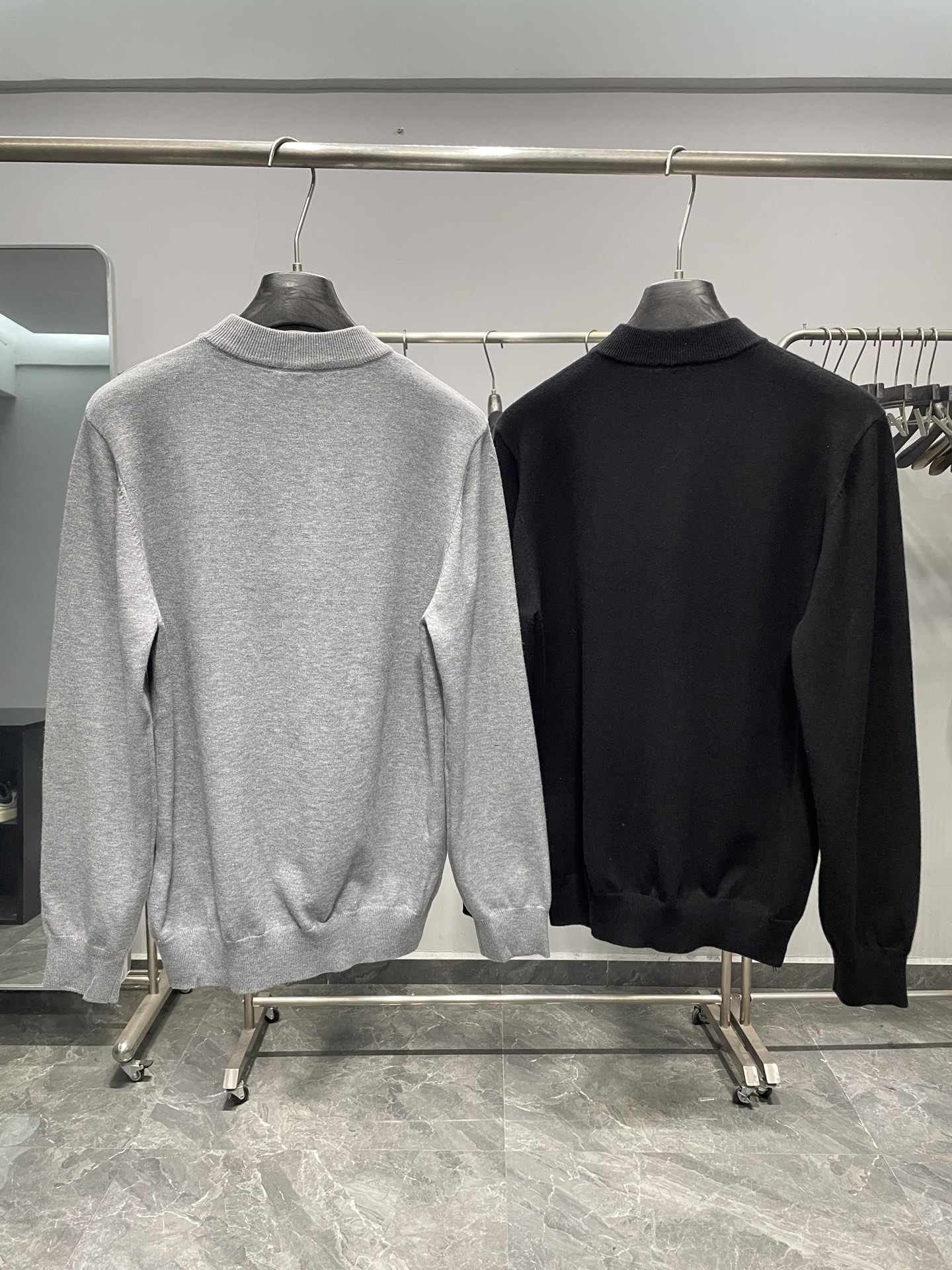 Burberry Basic Clothing Cotton Black M-l-xl