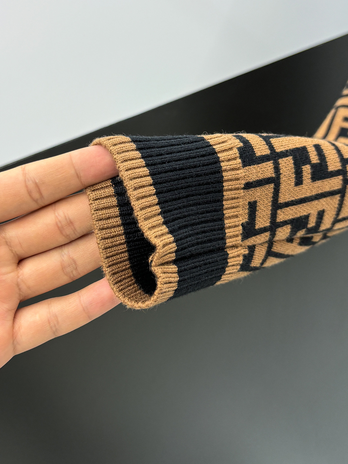 Fendi Female Basic Clothing Wool M-l-xl