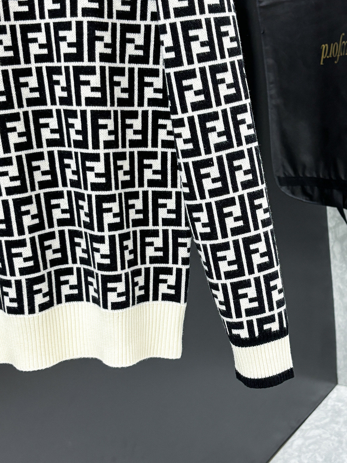 Fendi Female Basic Clothing Wool M-l-xl