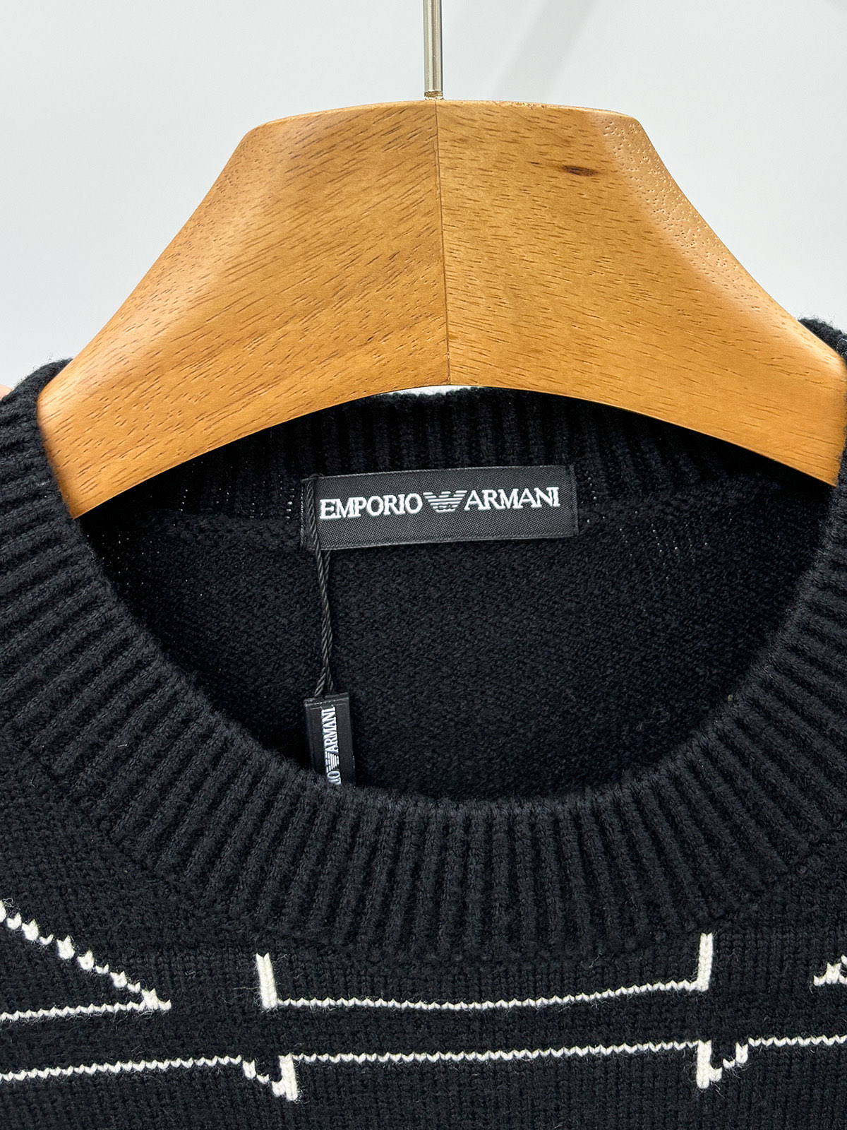 Armani Female Basic Clothing Wool M-l-xl