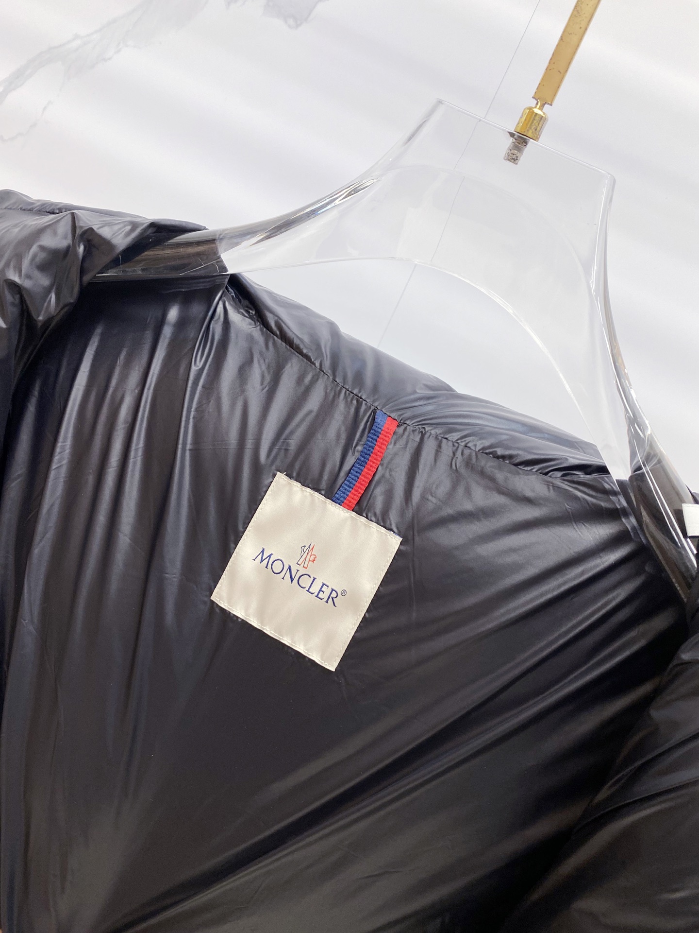 Moncler Down Jacket White Duck Down Black Hooded M-l