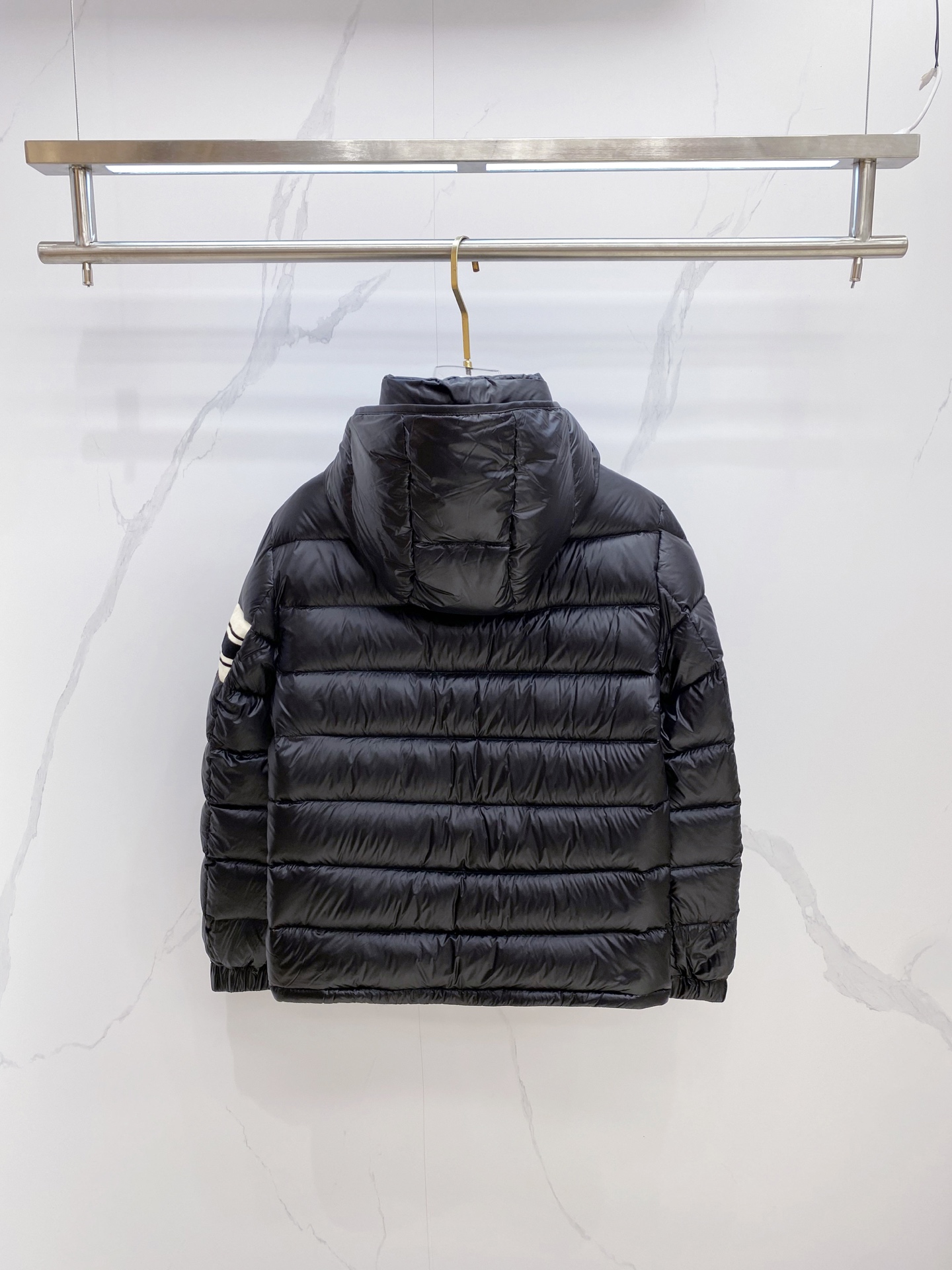 Moncler Down Jacket White Duck Down Black Hooded M-l