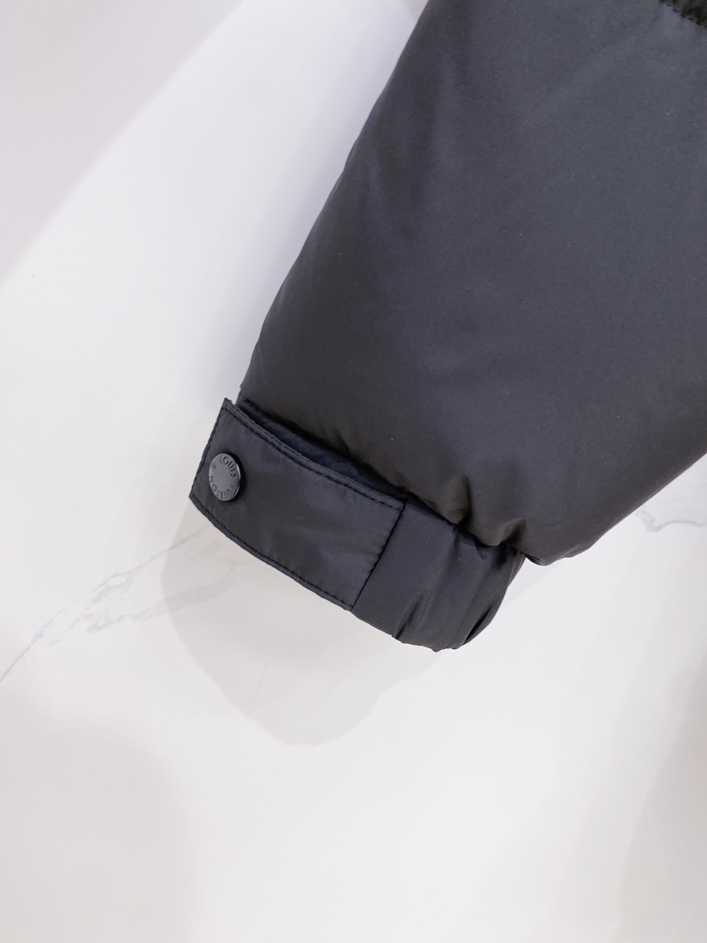 Louis Vuitton Male Down Jacket Goose Down Black Hooded S-m-l-xl