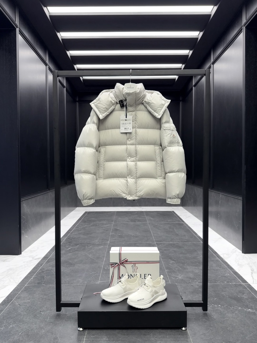 Moncler Down Jacket Goose Down S-m-l