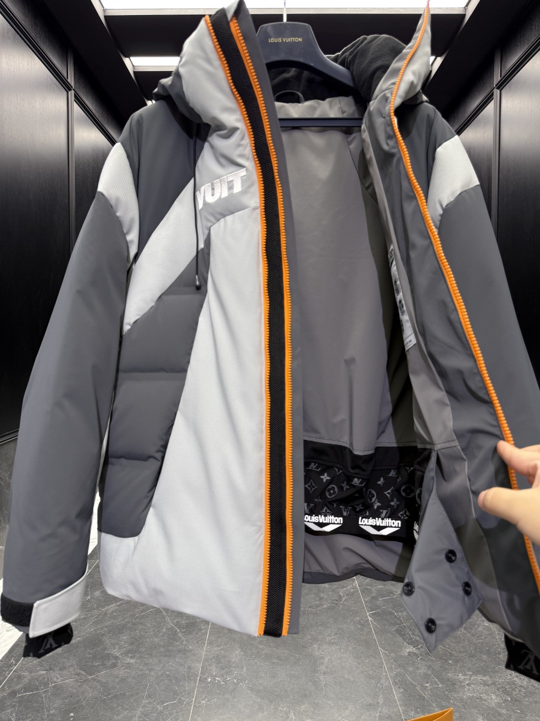 Louis Vuitton Couple Down Jacket Knitted Gray Hooded S-m-l