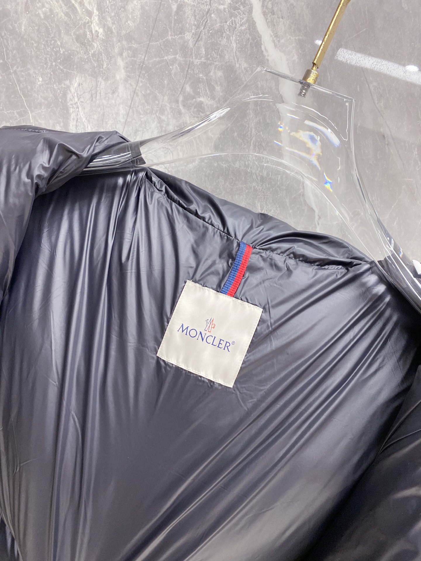 Moncler Down Jacket White Duck Down Black Hooded M-l