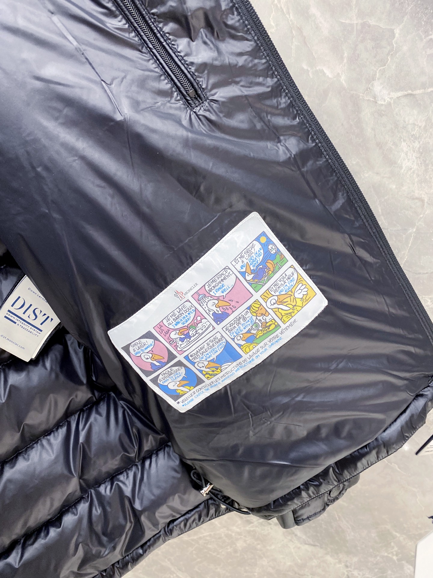 Moncler Down Jacket White Duck Down Black Hooded M-l