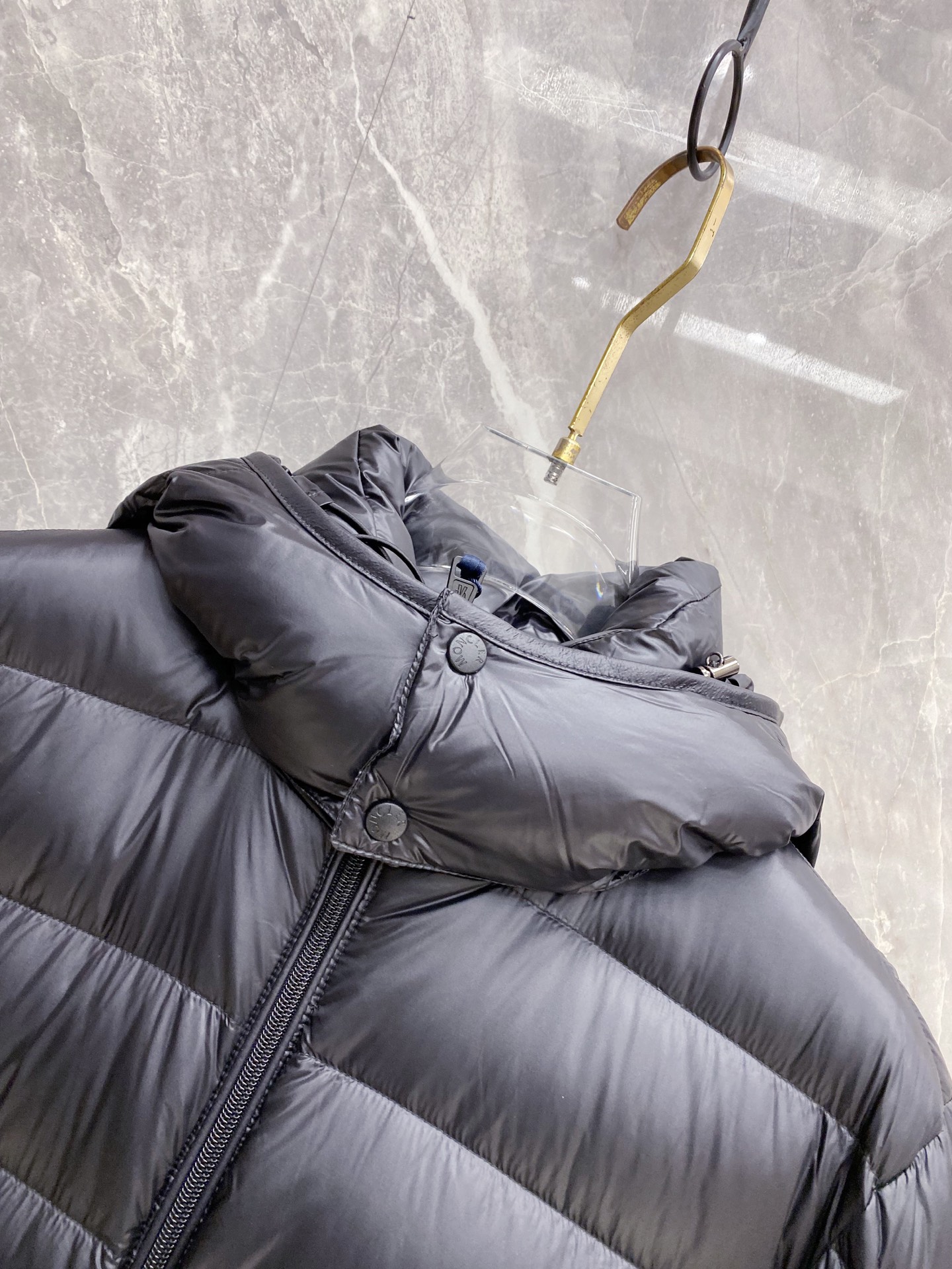 Moncler Down Jacket White Duck Down Black Hooded M-l