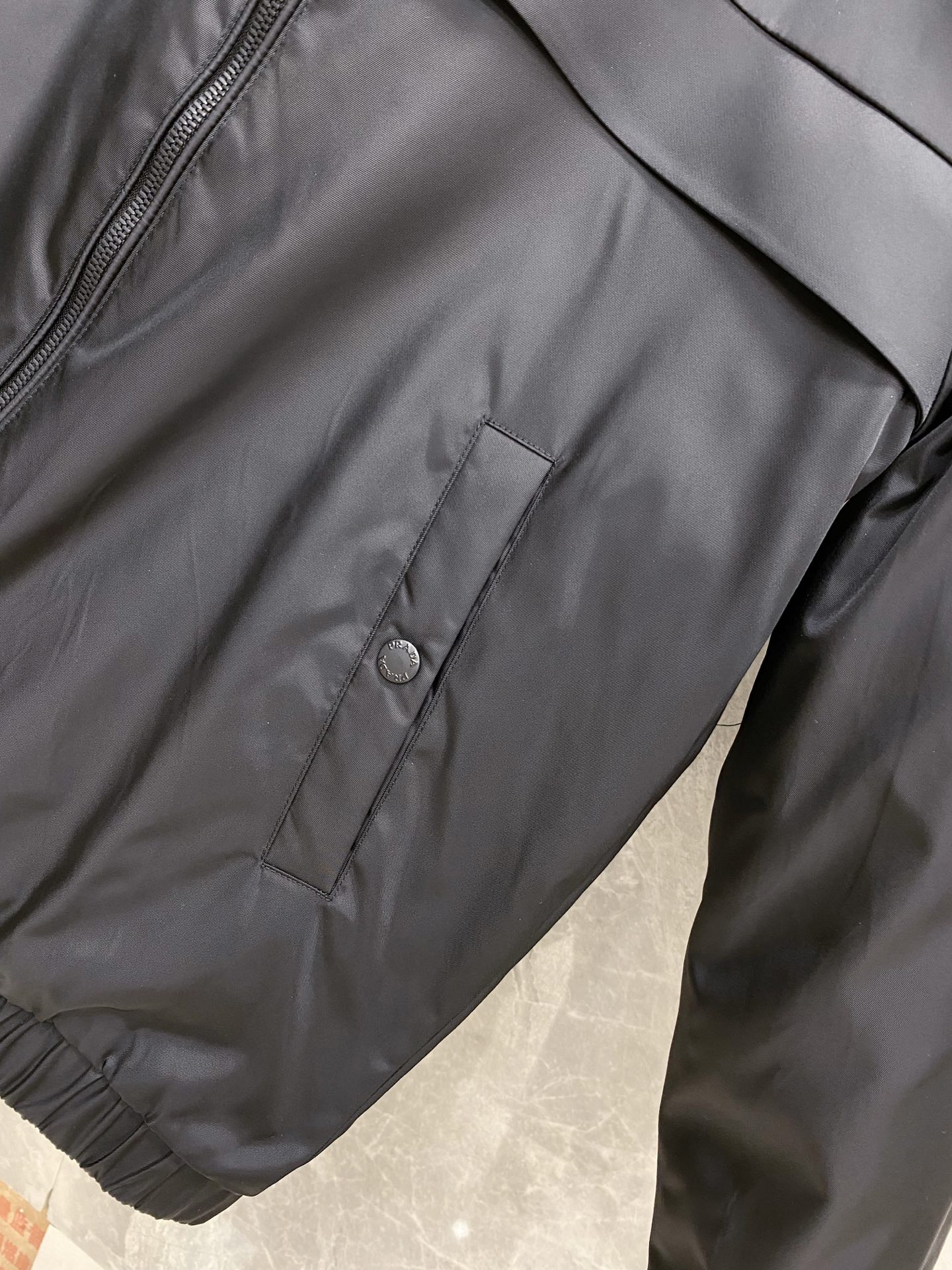 Prada Down Jacket Black Hooded M-54-48-56-50-52