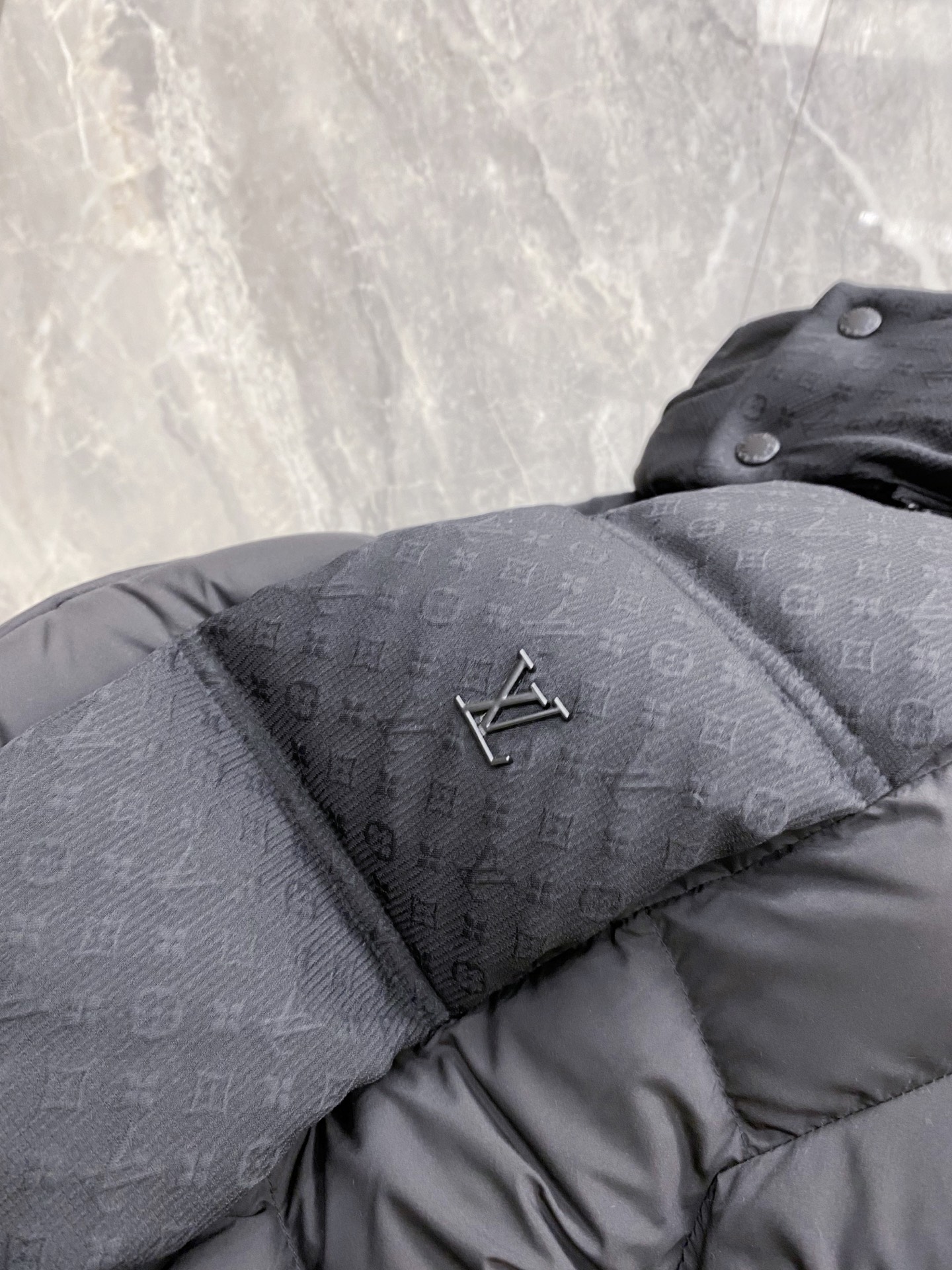 Louis Vuitton Male Down Jacket Goose Down Black Hooded S-m-l-xl