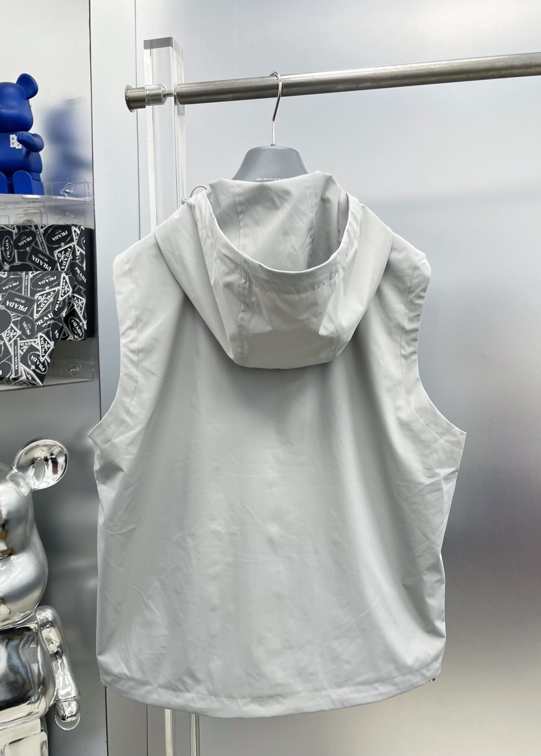 Prada Vest Hooded M-l-xl