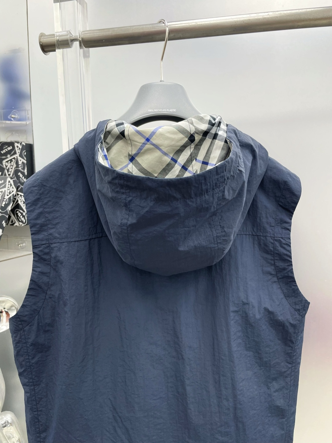 Burberry Vest Hooded M-l-xl