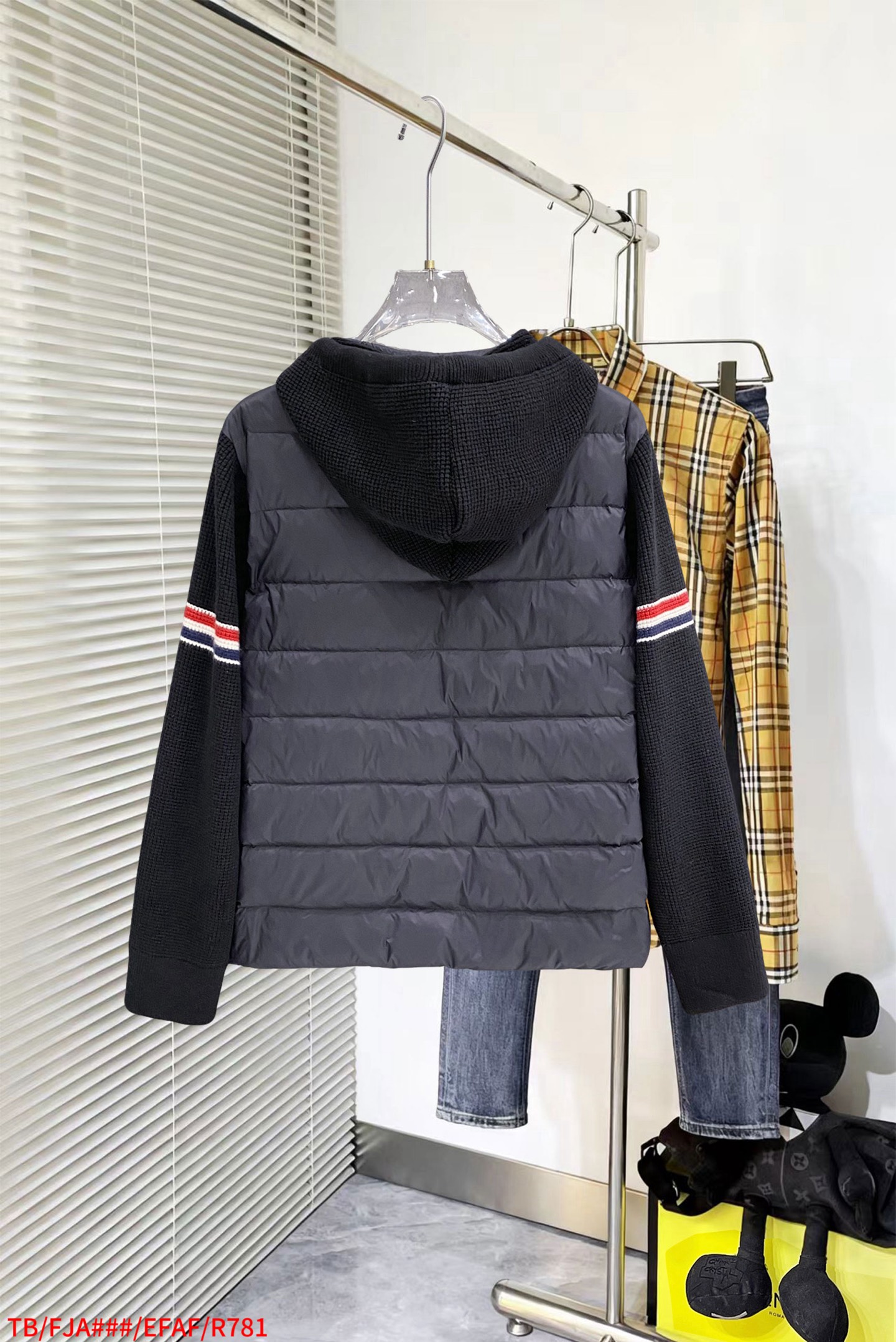Thom Browne Female Down Jacket Knitted Slim Fit M-xl