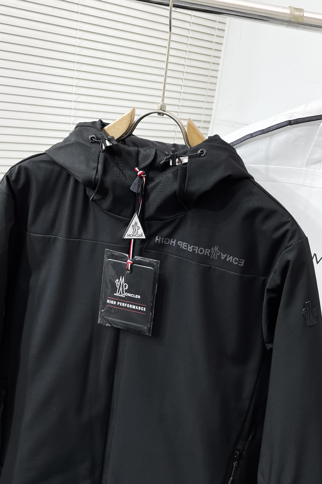 Moncler Male Down Jacket White Duck Down Hooded M-l